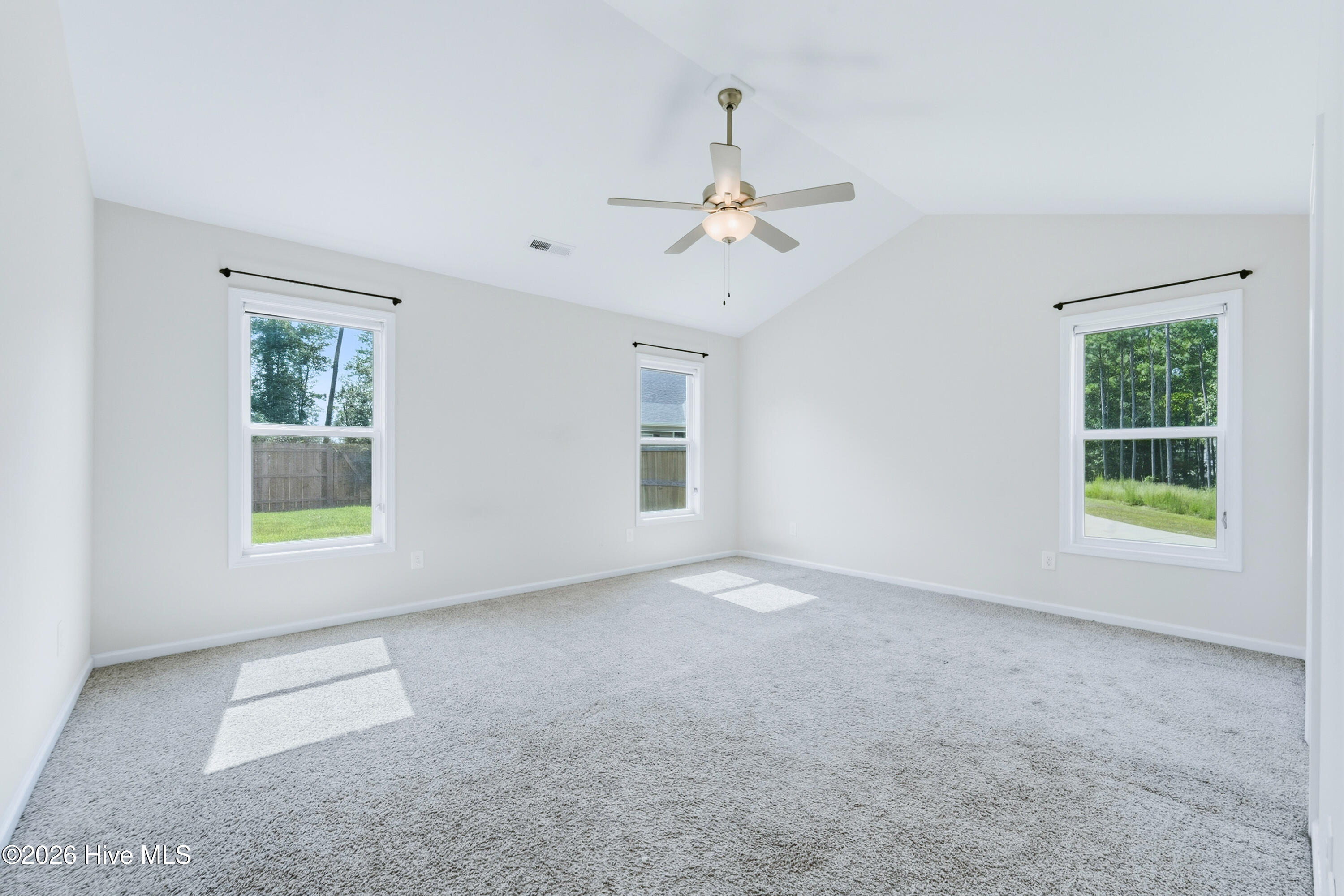 95 Robertson Lane Property Photo 18