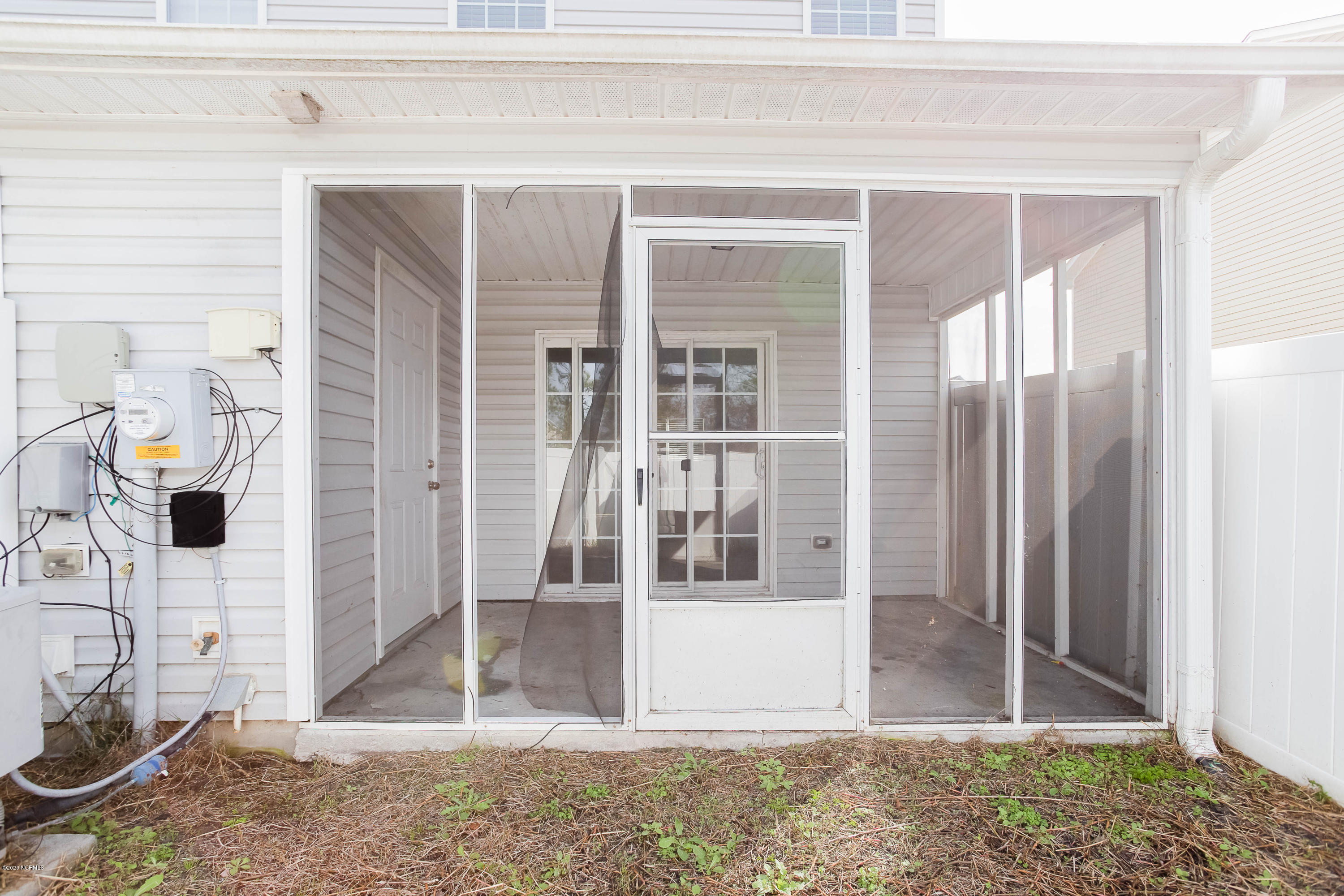 8010 Banister Loop Property Photo 22