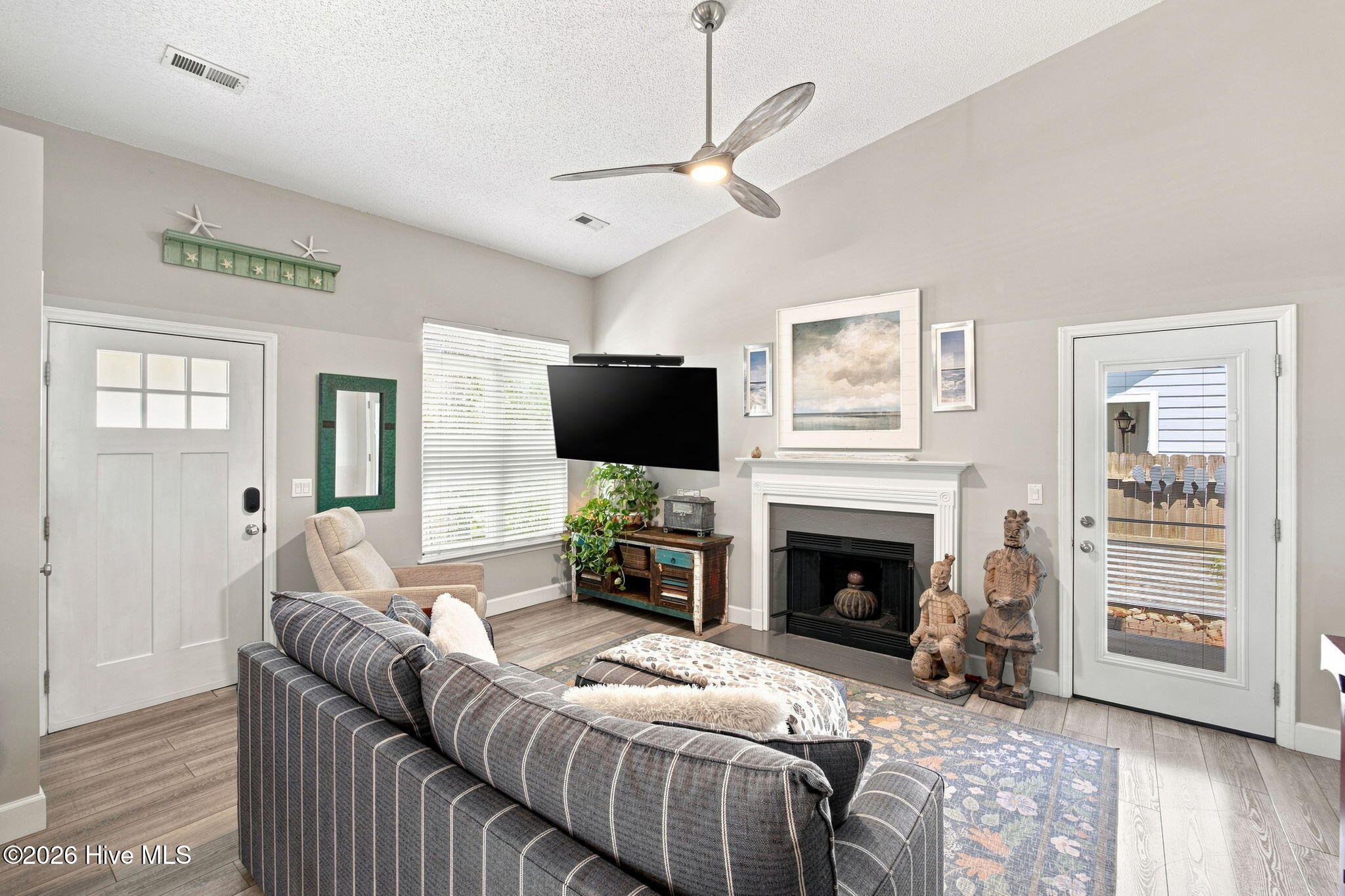 6321 Stearman Court Property Photo 3