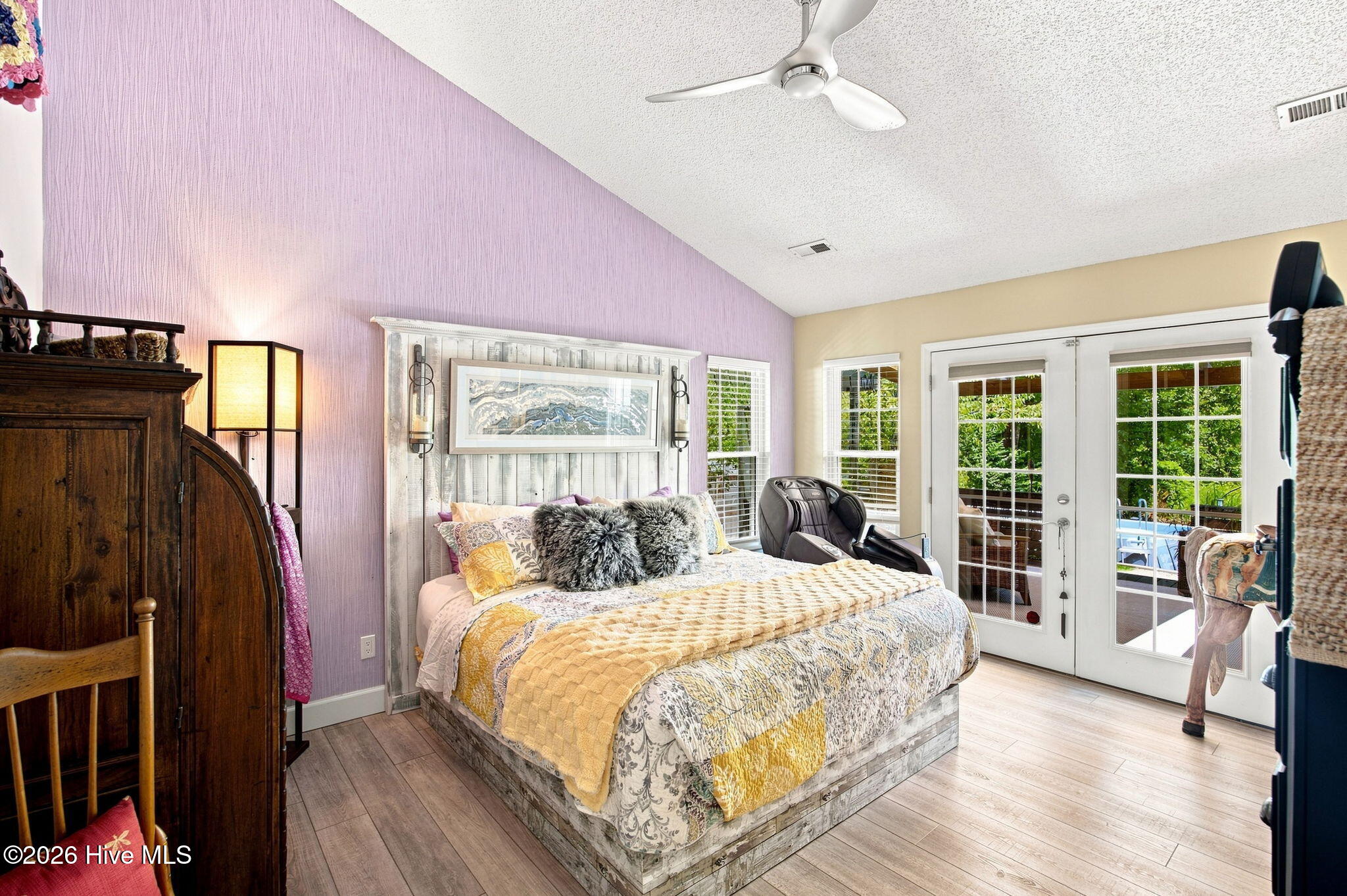 6321 Stearman Court Property Photo 7