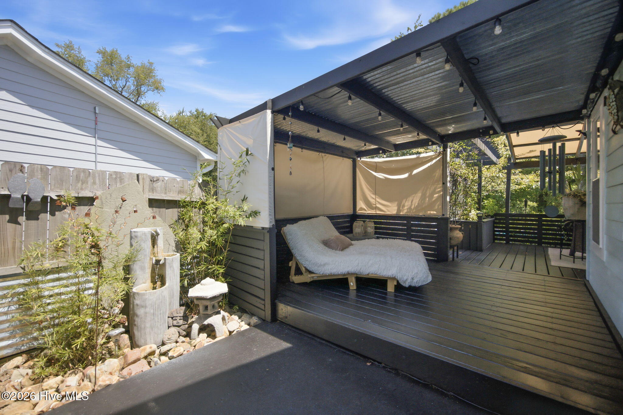 6321 Stearman Court Property Photo 13