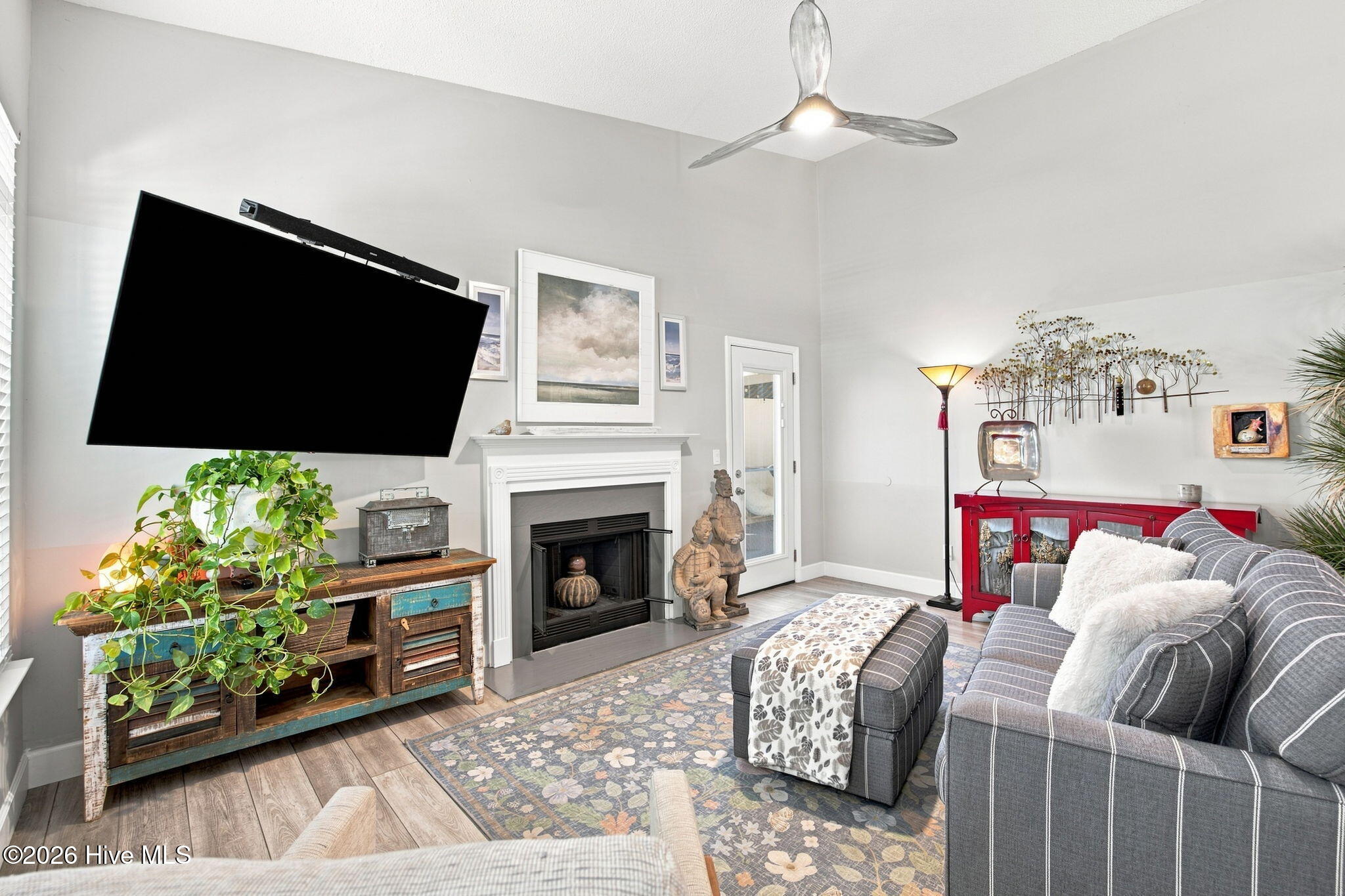 6321 Stearman Court Property Photo 18