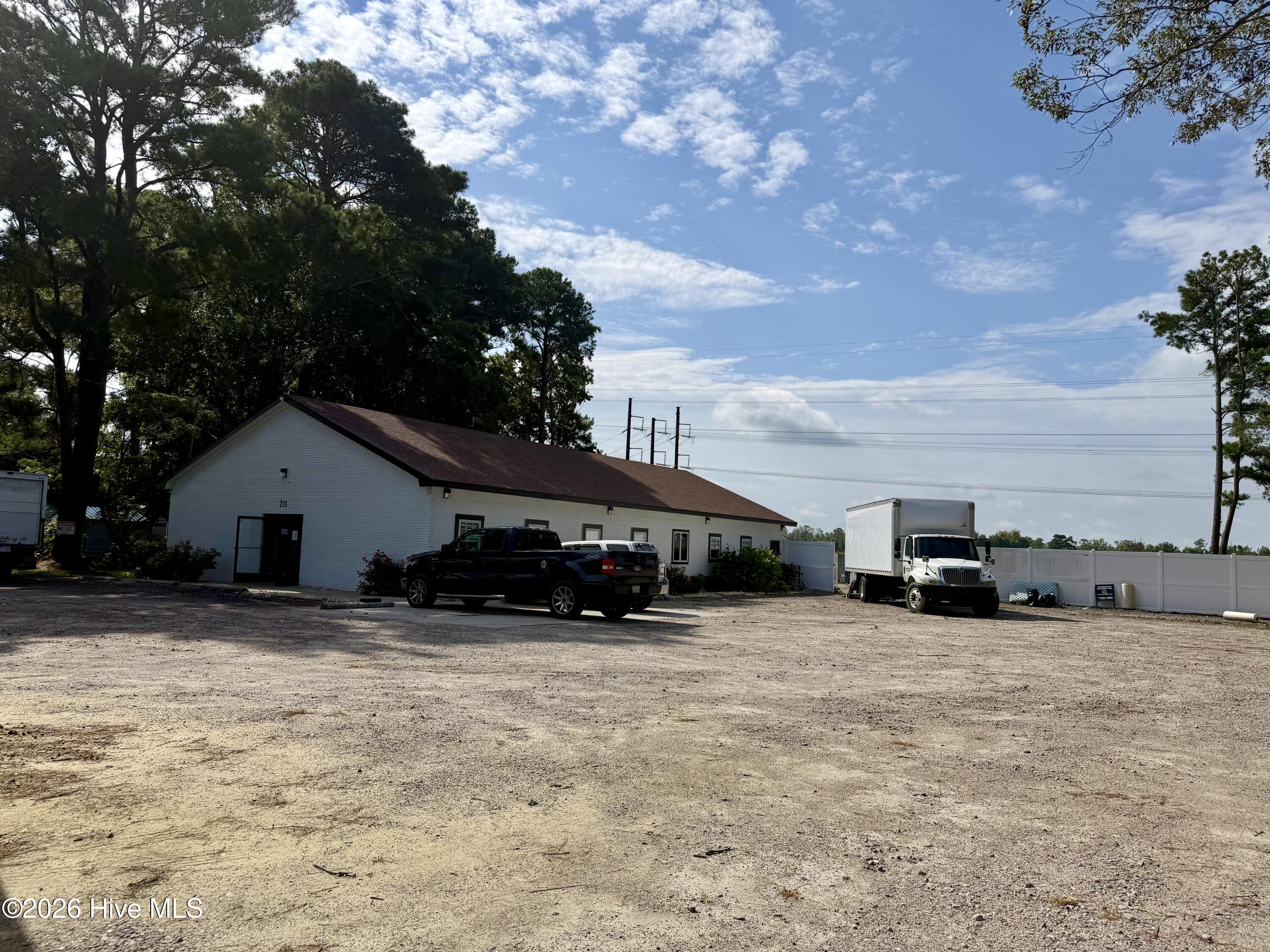 211 Shortcut Road Property Photo 2