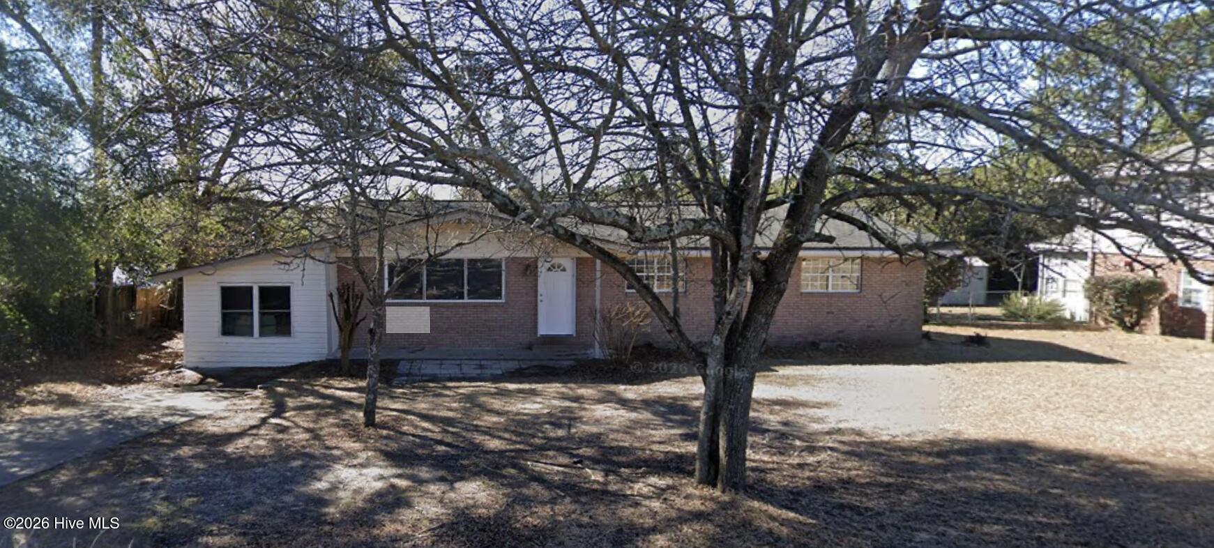 2458 Leslie Circle Property Photo 1