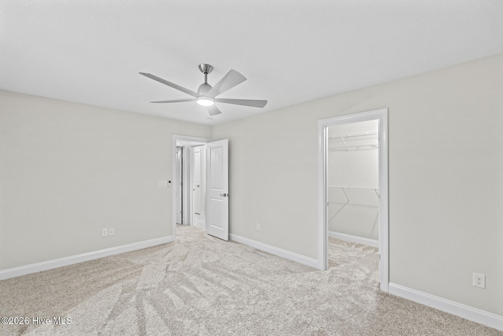 407 King Richard Court Property Photo 34