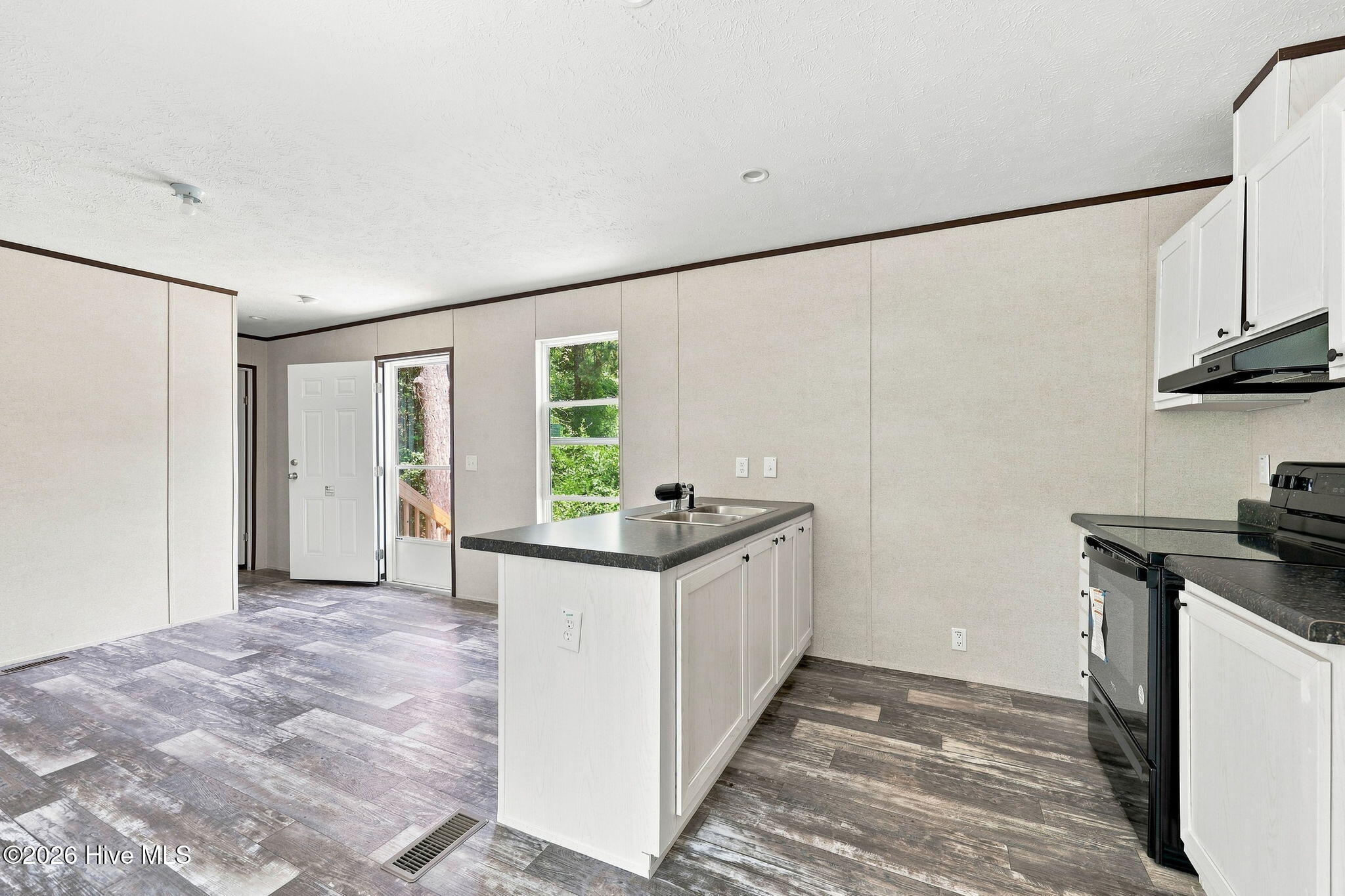 485 Spring Lake Road Property Photo 10
