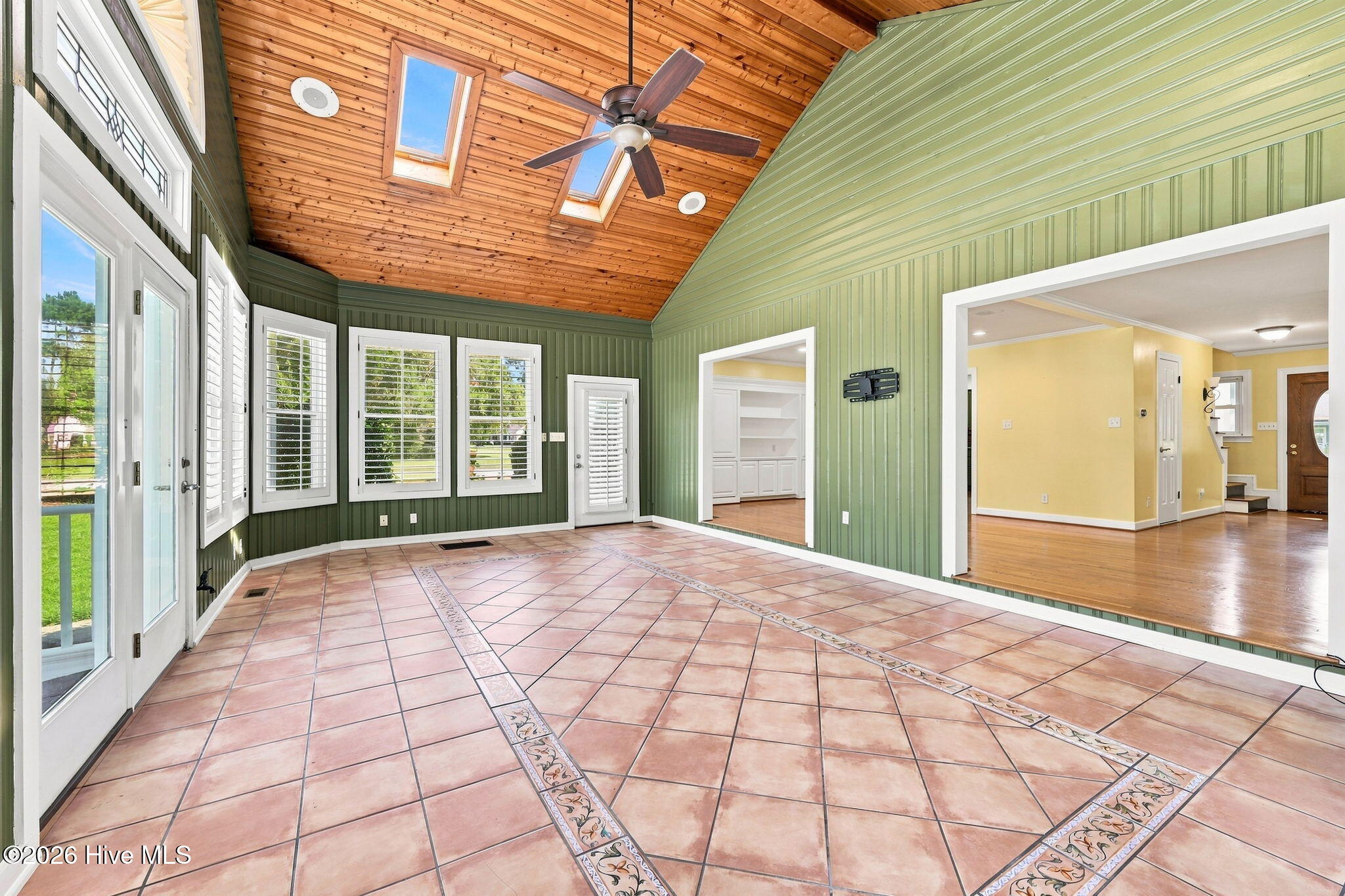 114 N Reed Drive Property Photo 26