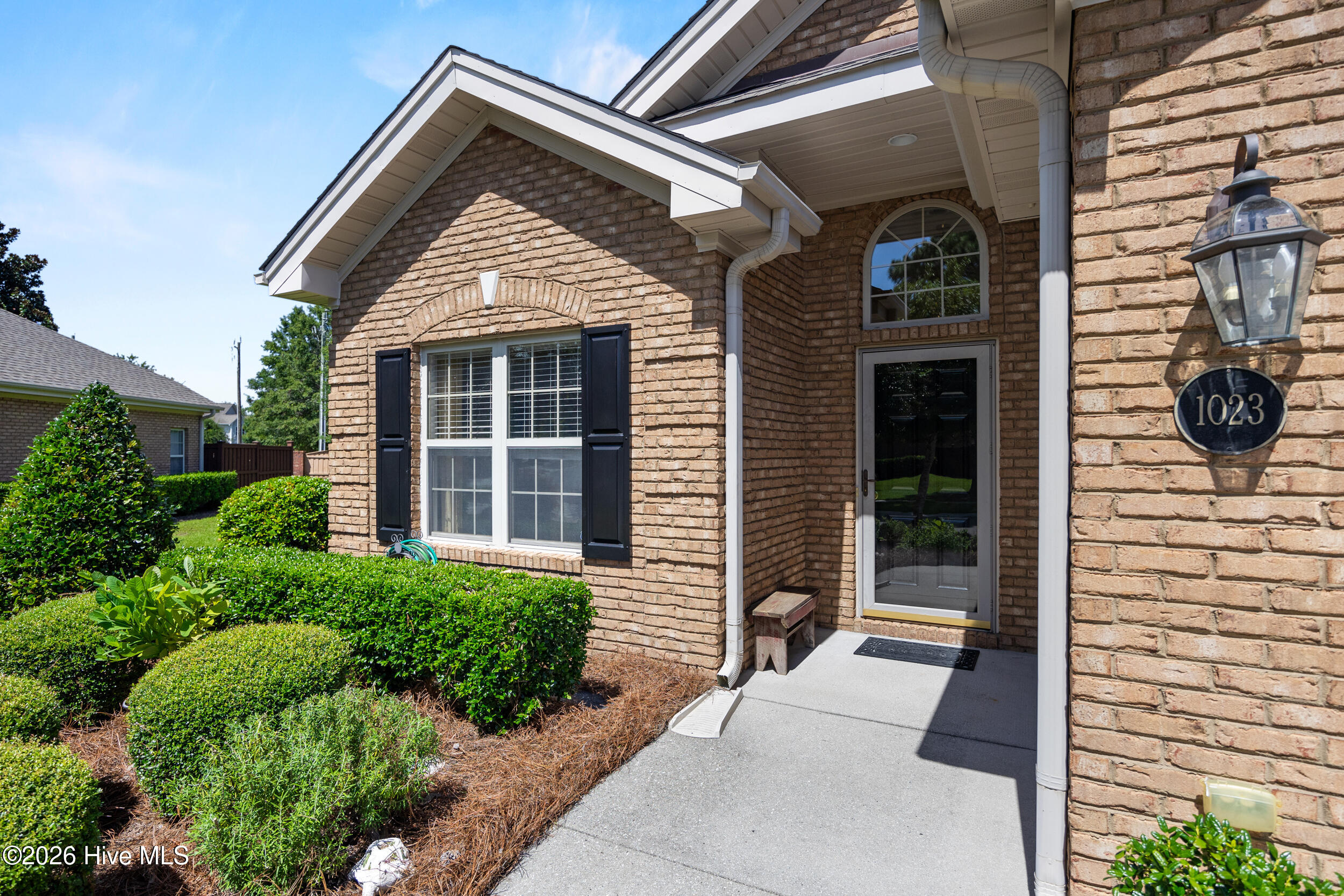 1023 Ryans Court Property Photo 4