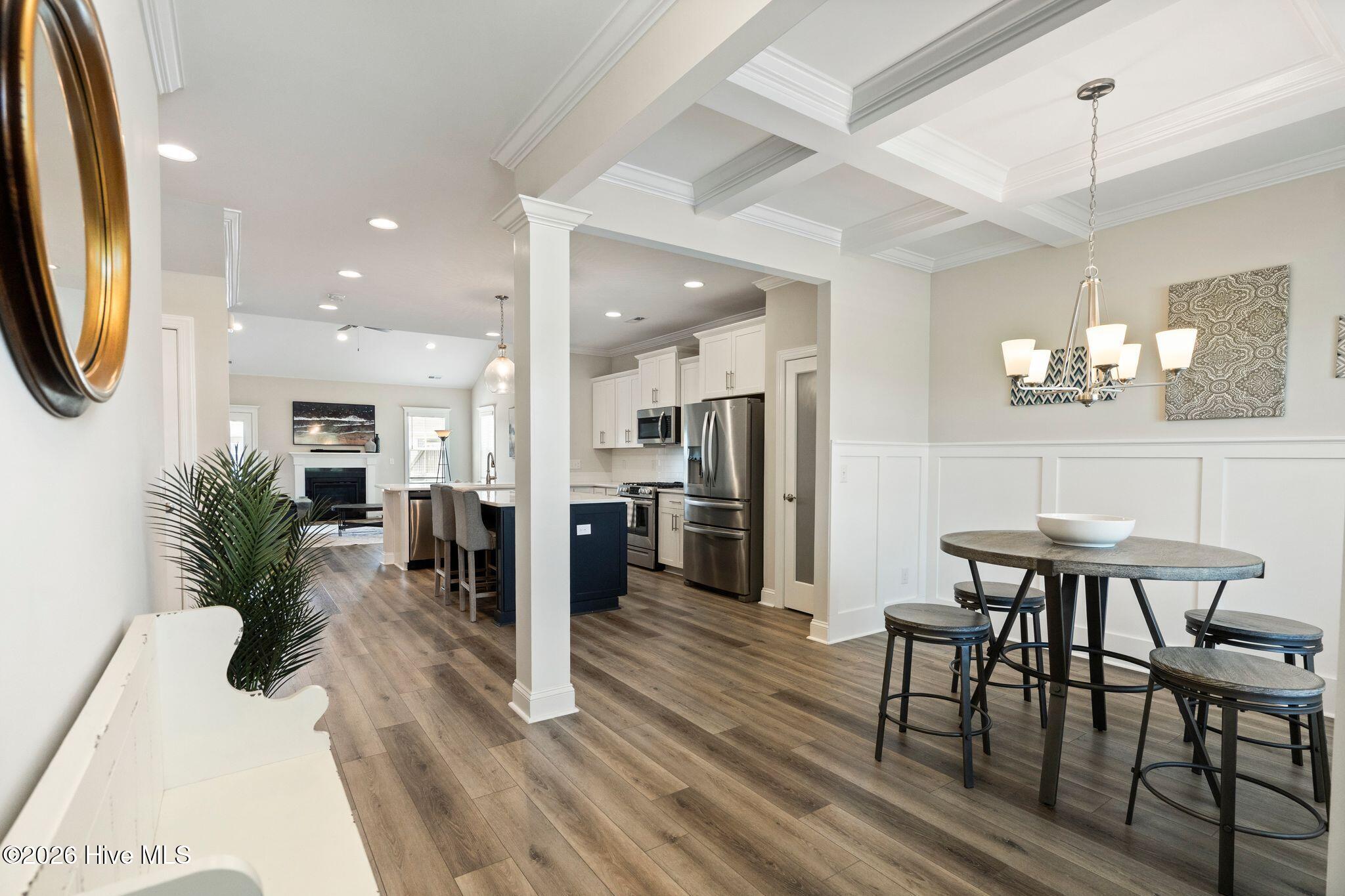 6048 Sand Ridge Avenue Property Photo 4