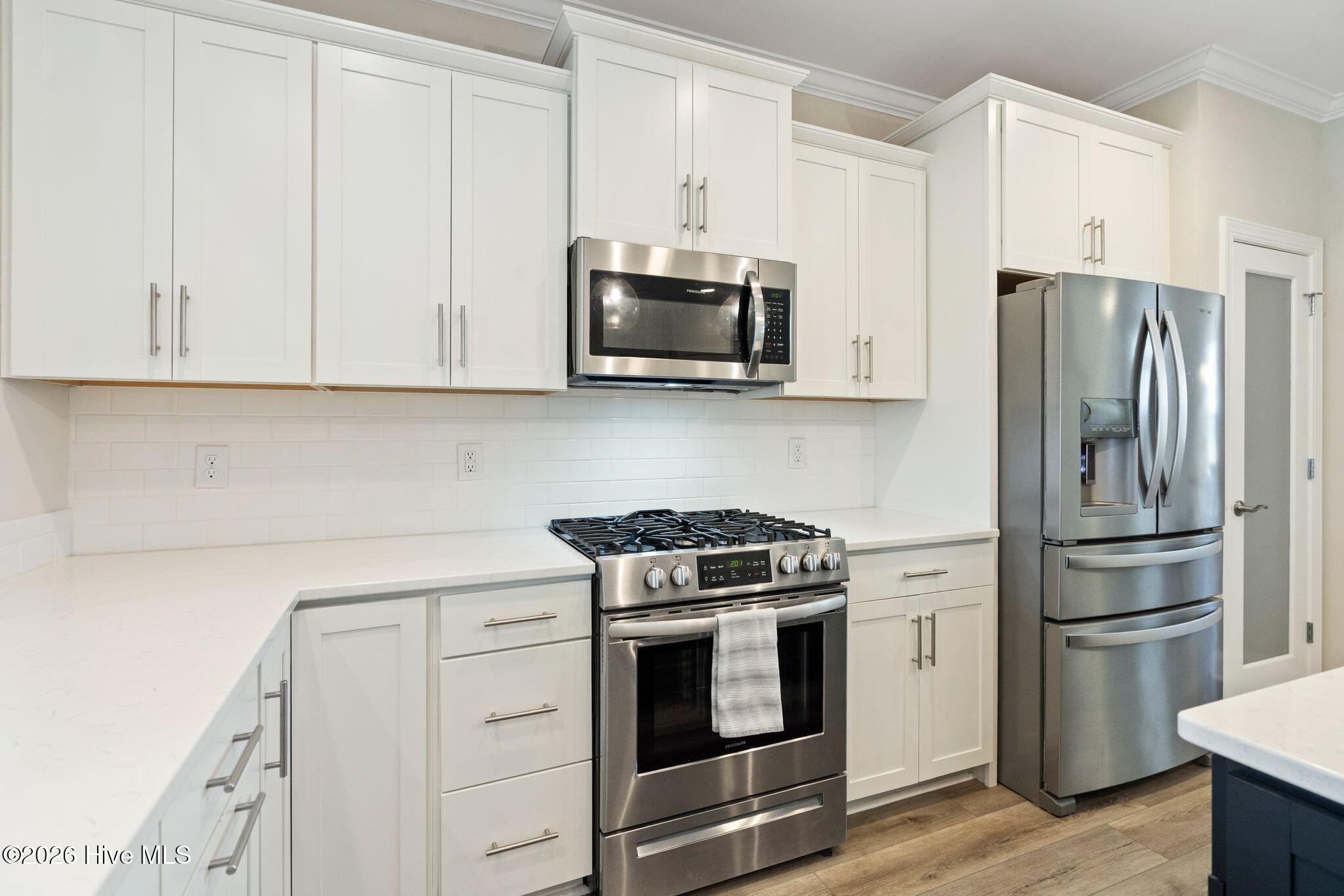 6048 Sand Ridge Avenue Property Photo 12