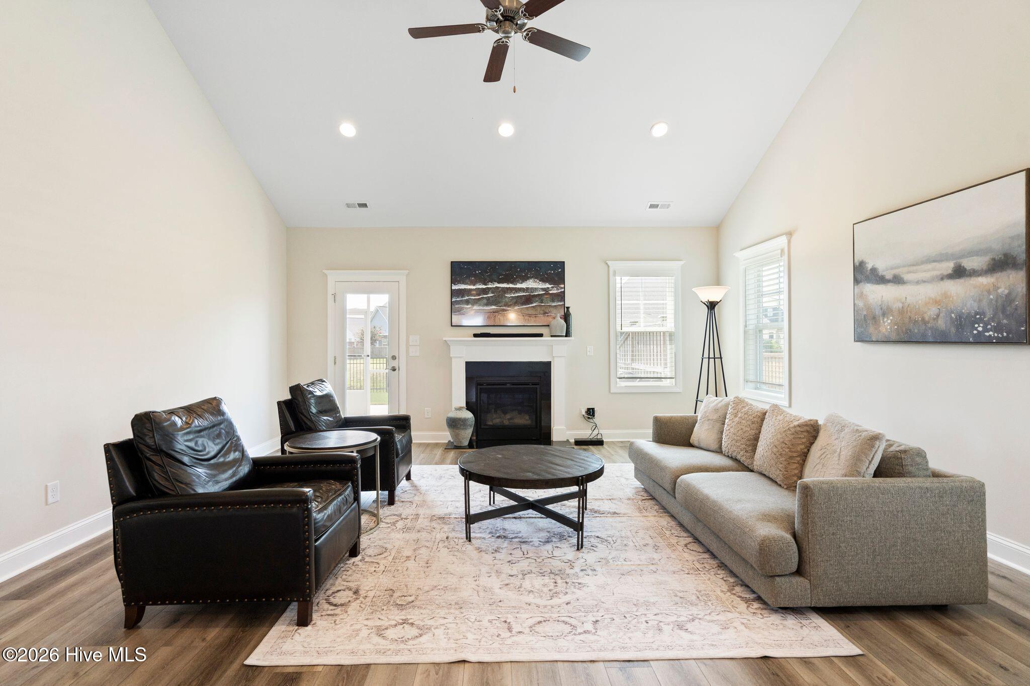 6048 Sand Ridge Avenue Property Photo 18
