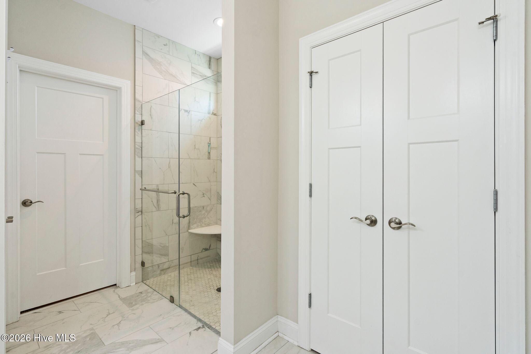 6048 Sand Ridge Avenue Property Photo 26