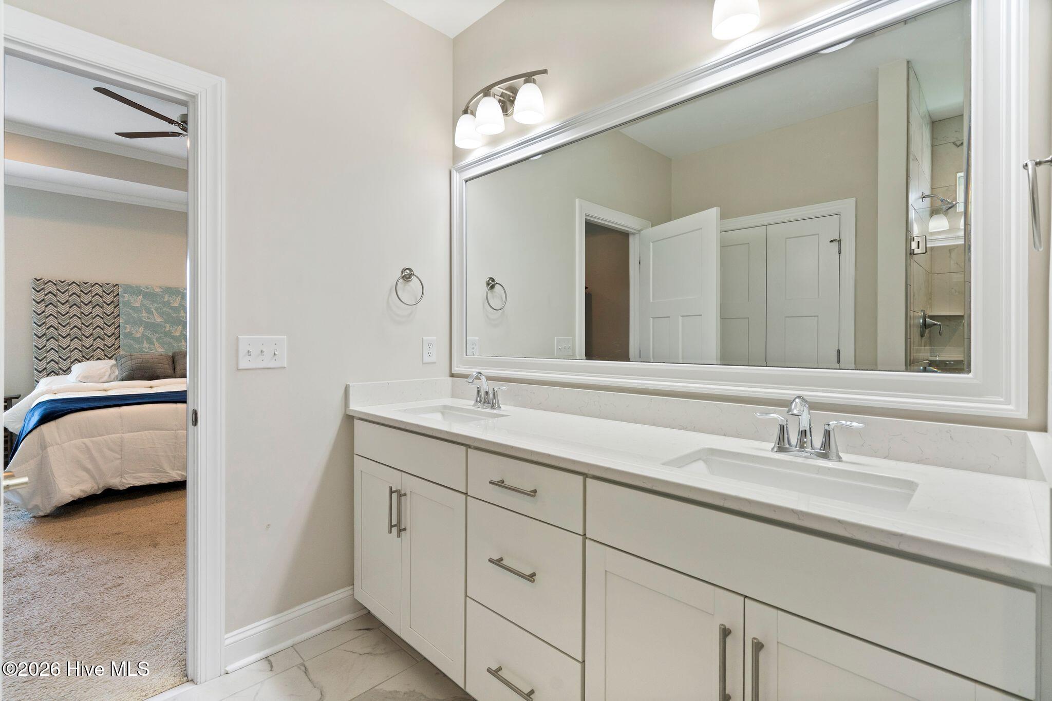 6048 Sand Ridge Avenue Property Photo 28