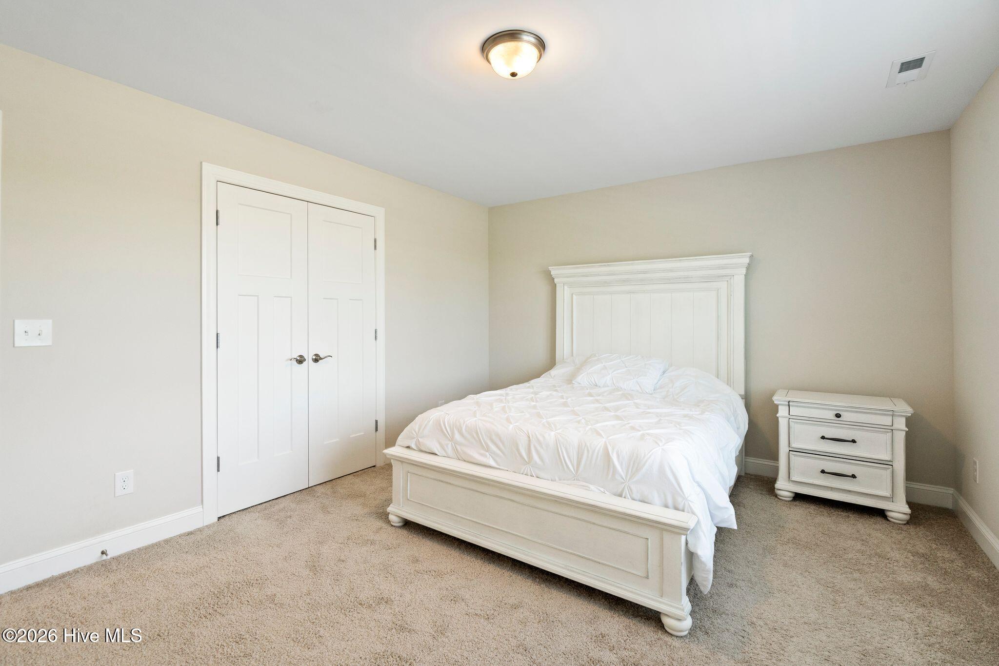 6048 Sand Ridge Avenue Property Photo 31