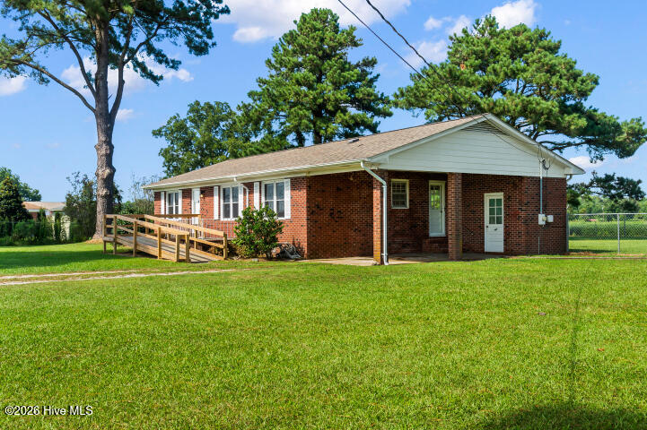 22367 Nc Highway 55 Property Photo 2