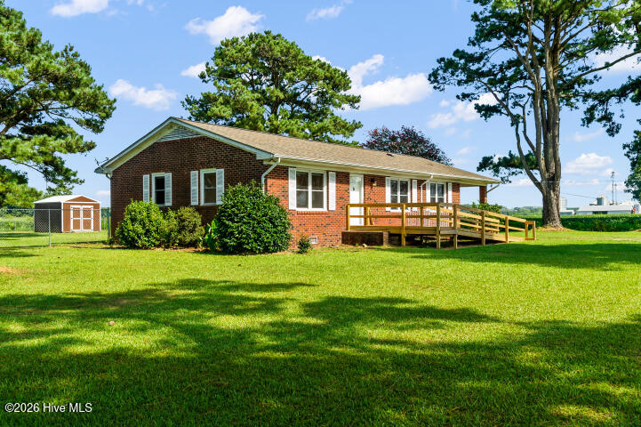 22367 Nc Highway 55 Property Photo 3