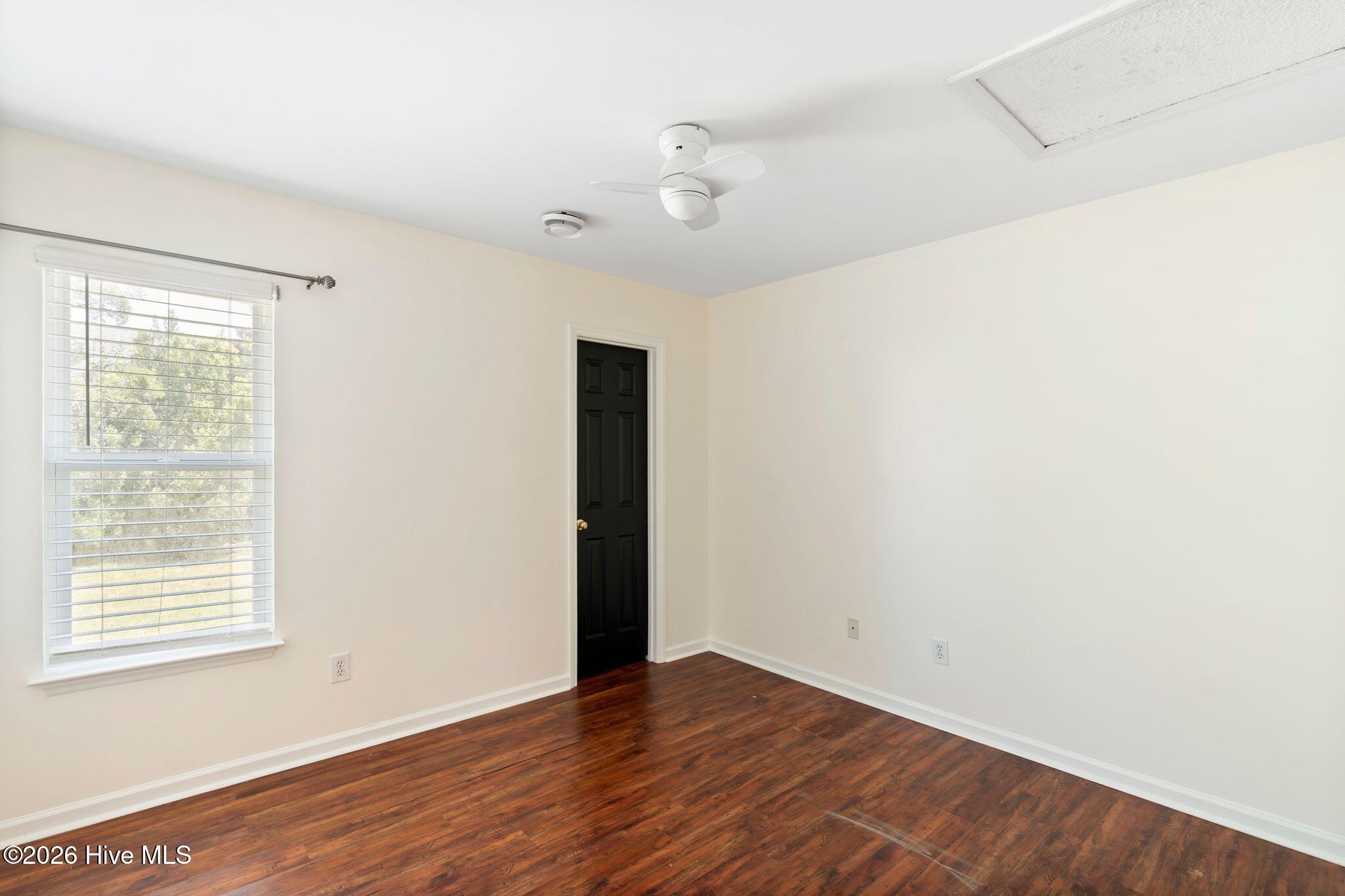 2218 Loblolly Court Property Photo 17