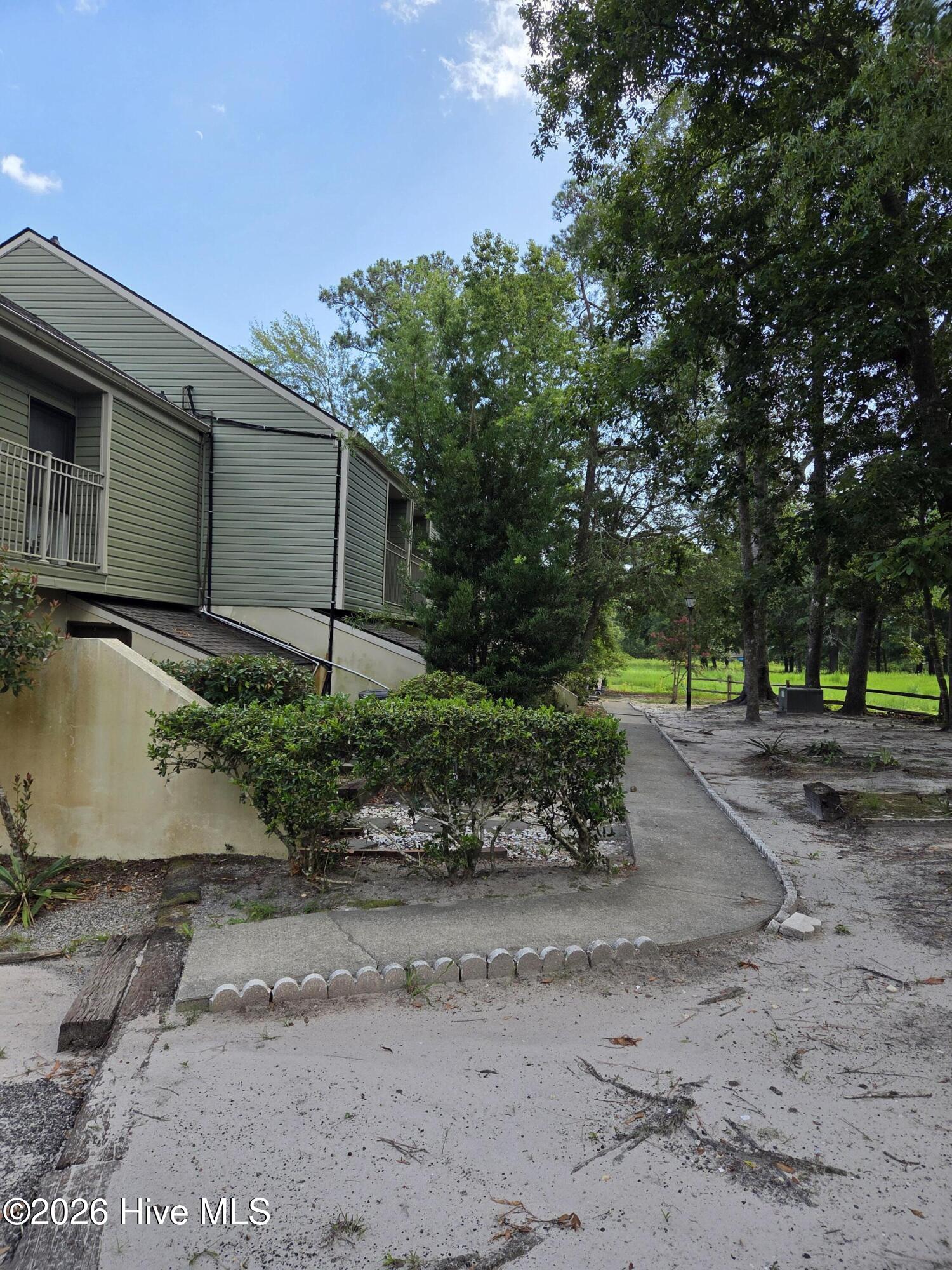 19 Gate 1 Property Photo 2