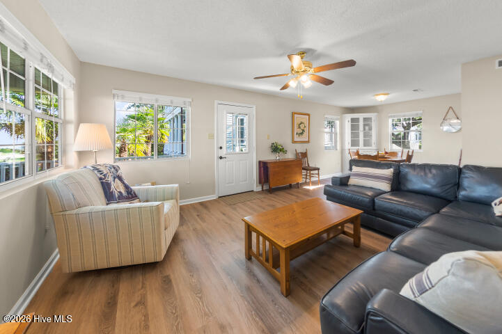 904 First Avenue Property Photo 40