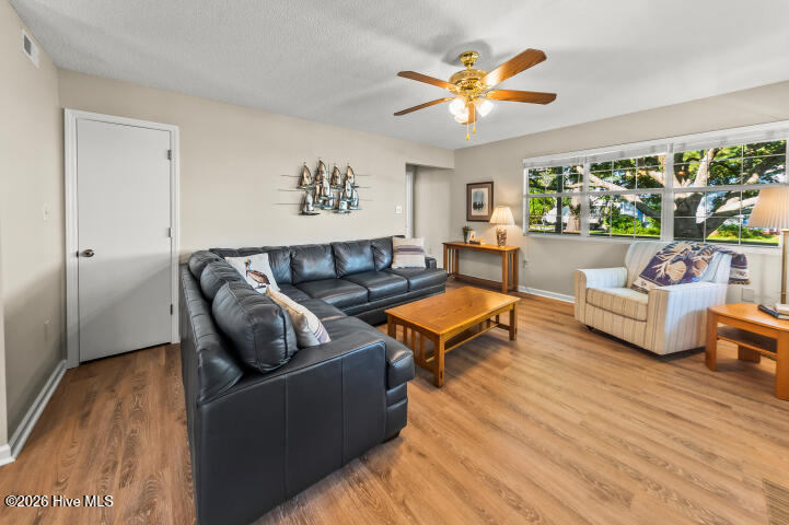 904 First Avenue Property Photo 44