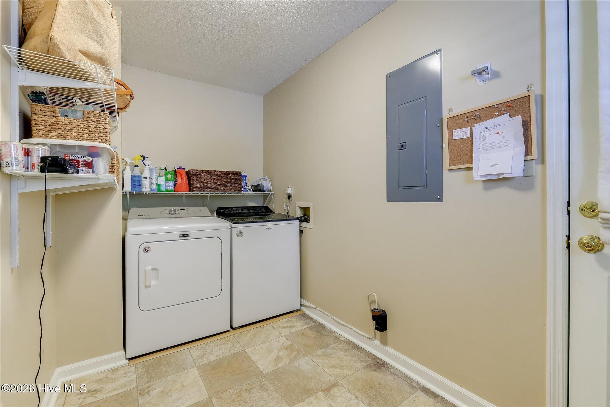 4756 Wedgewood Court Property Photo 20