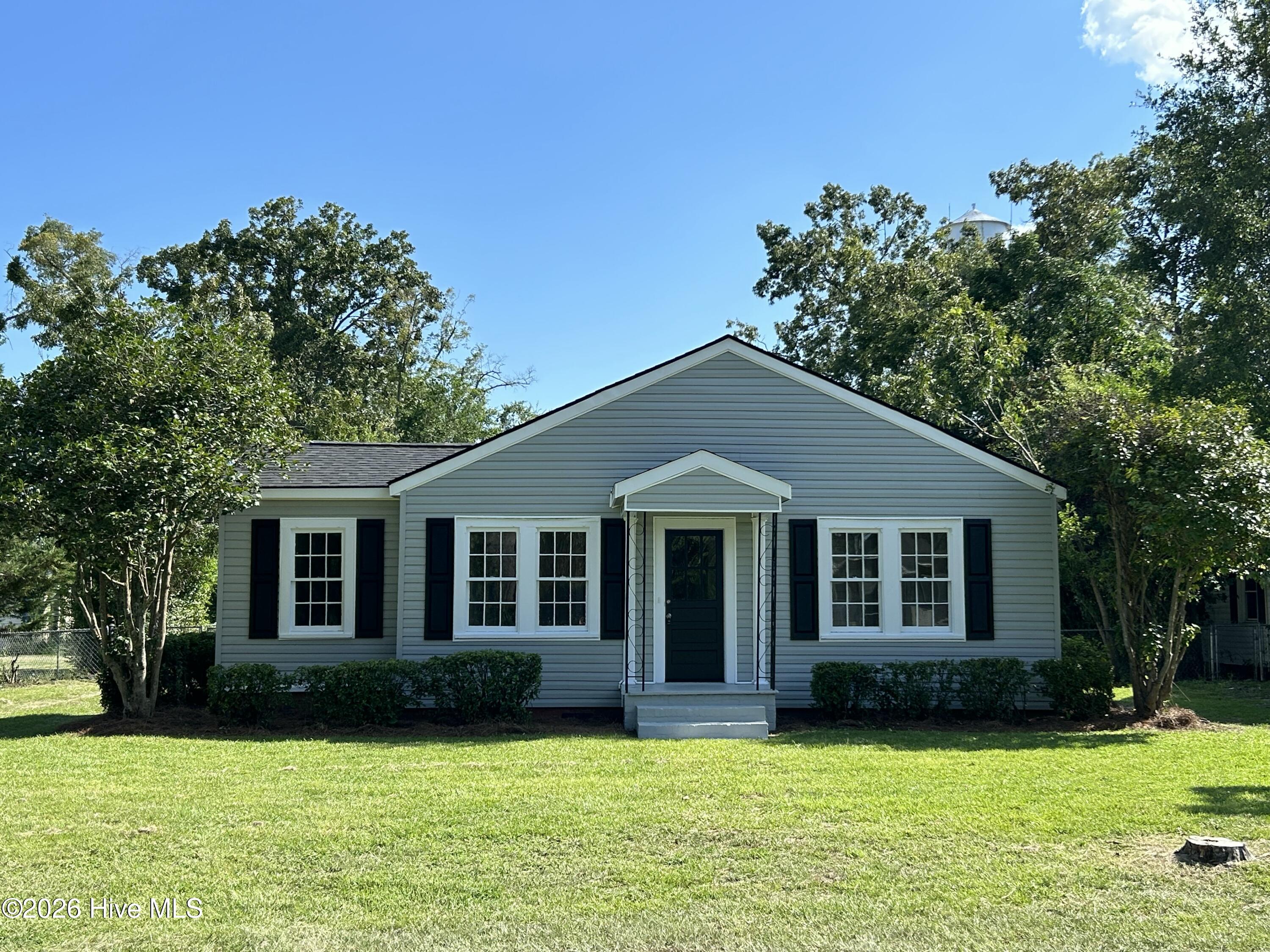 135 E Trippe Street Property Photo 1