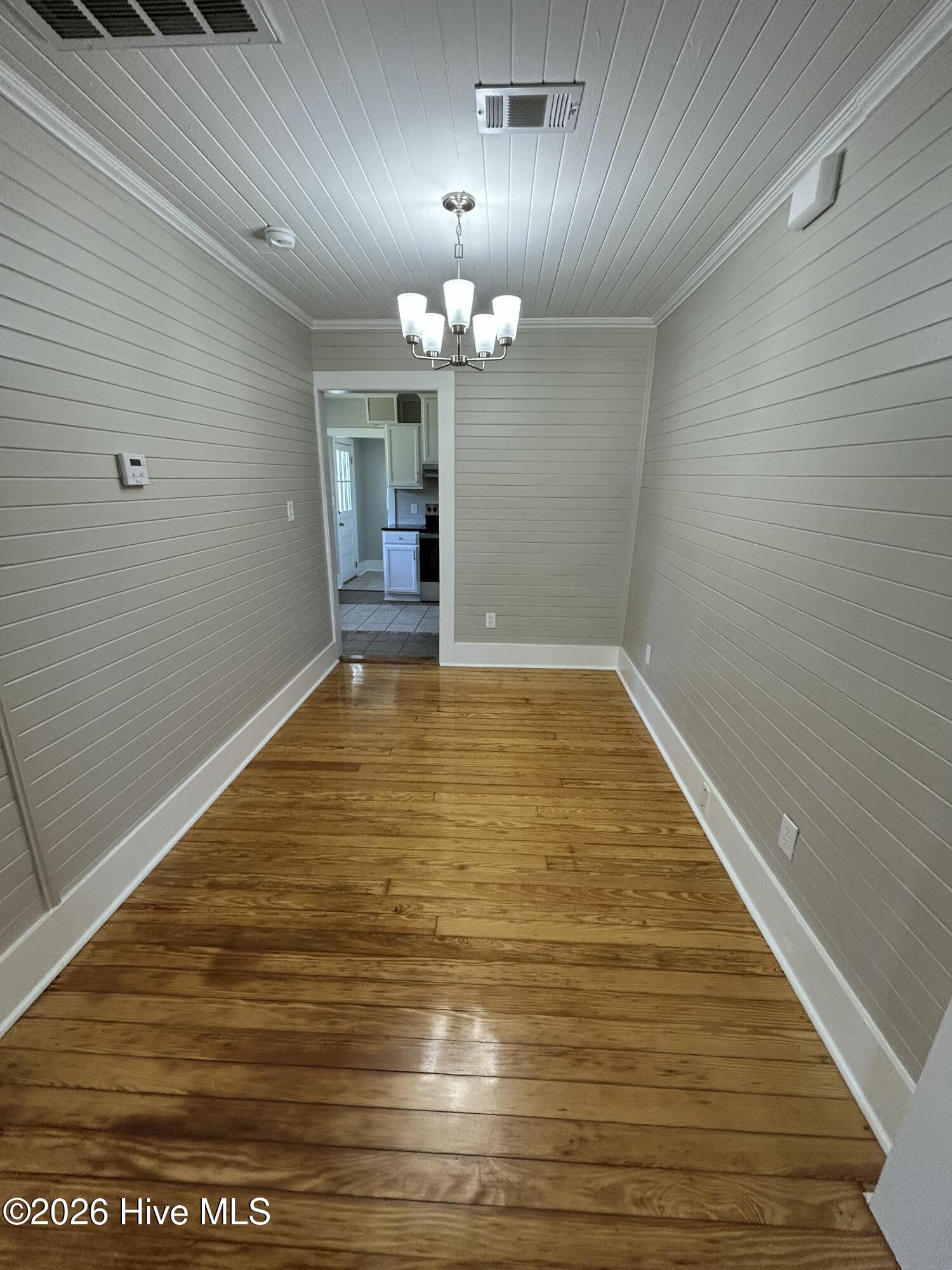 135 E Trippe Street Property Photo 6