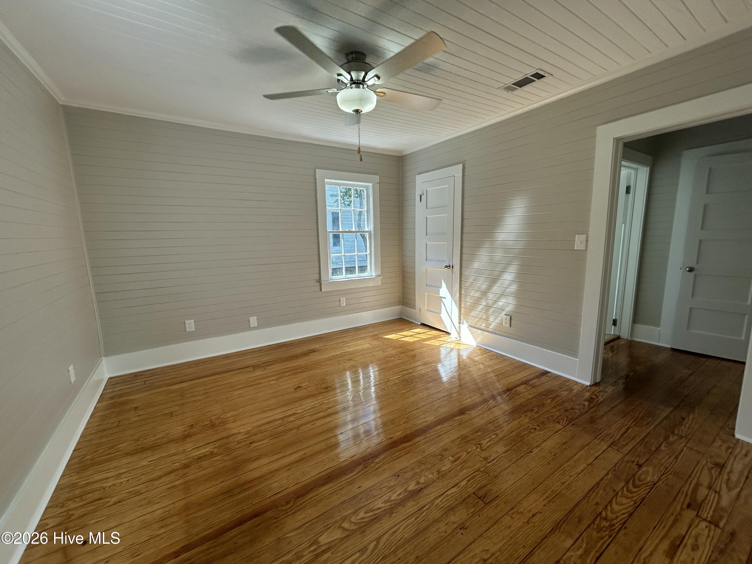 135 E Trippe Street Property Photo 17