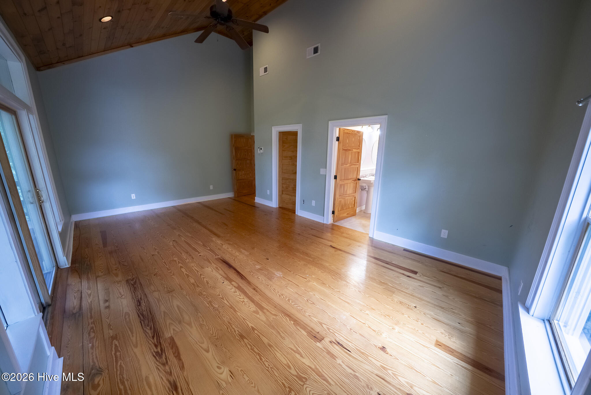 63 Snowbird Trail Property Photo 11