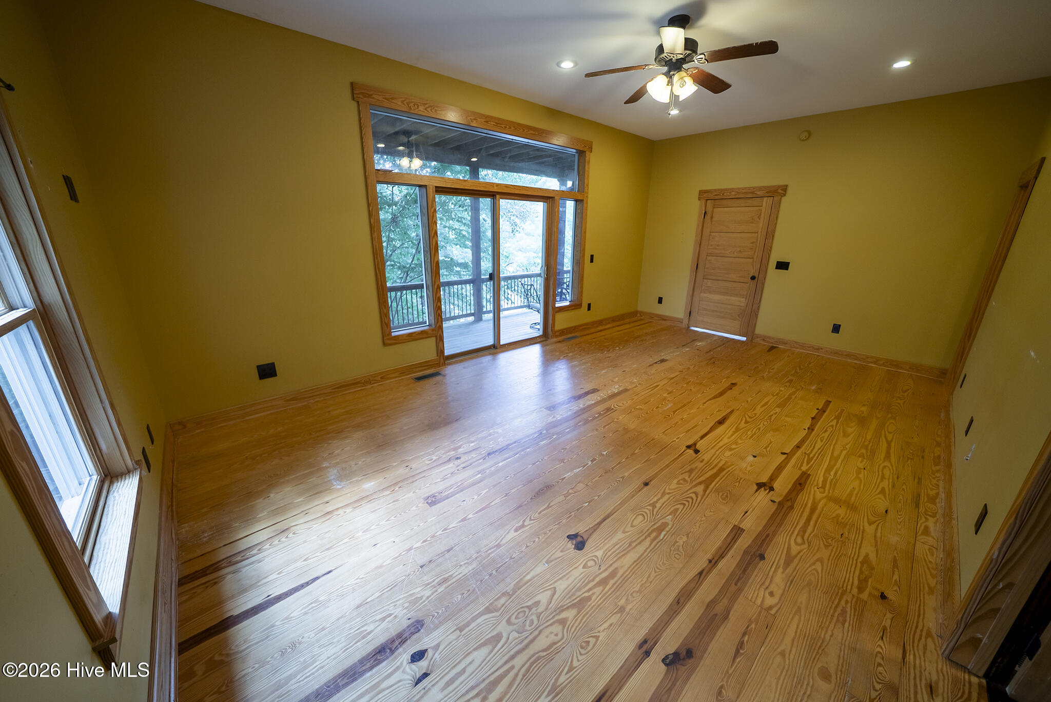 63 Snowbird Trail Property Photo 13