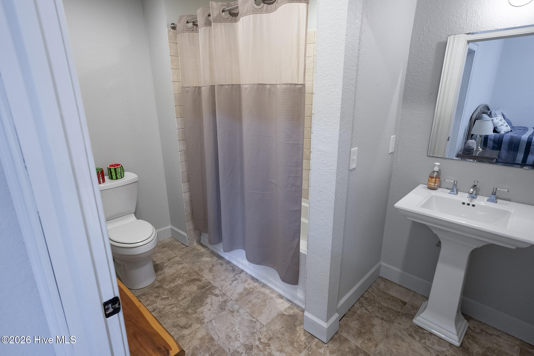 63 Snowbird Trail Property Photo 15