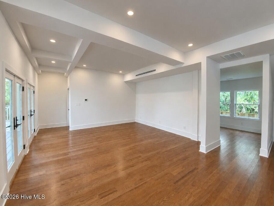 1 Red Bay Court Property Photo 6