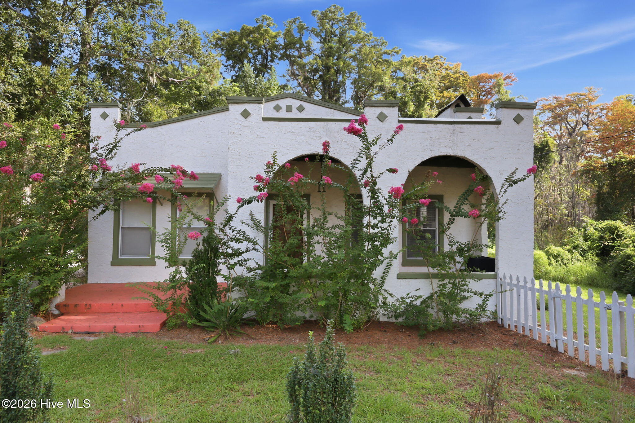 220 River Road Property Photo 1