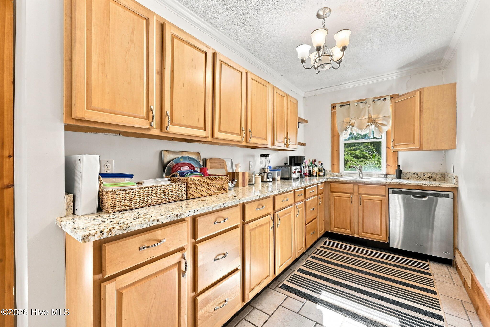 220 River Road Property Photo 26