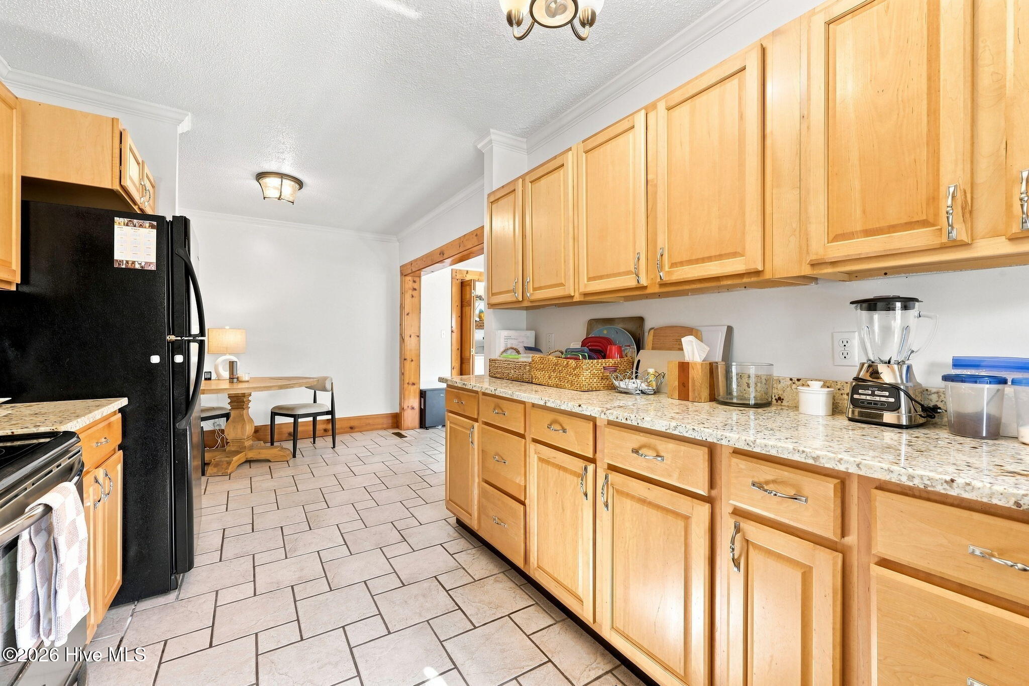 220 River Road Property Photo 28