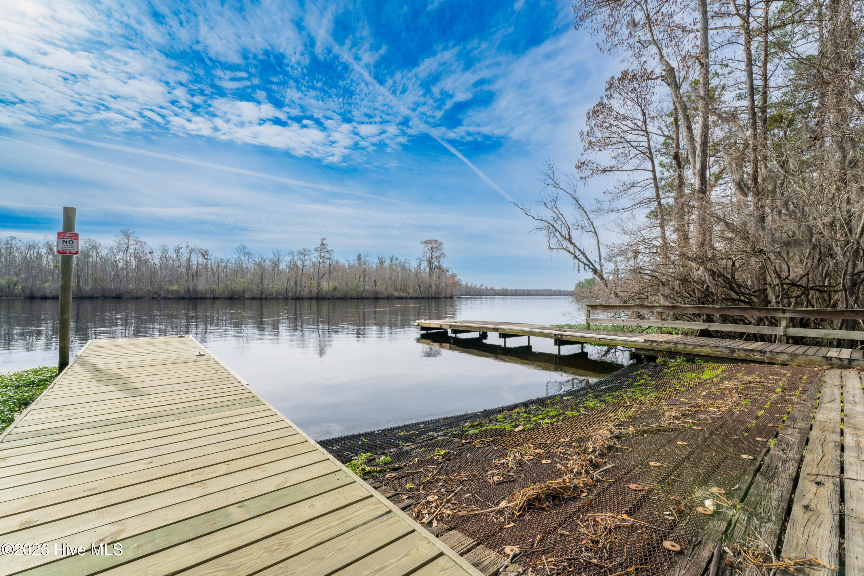121 E Pointe Road Property Photo 28