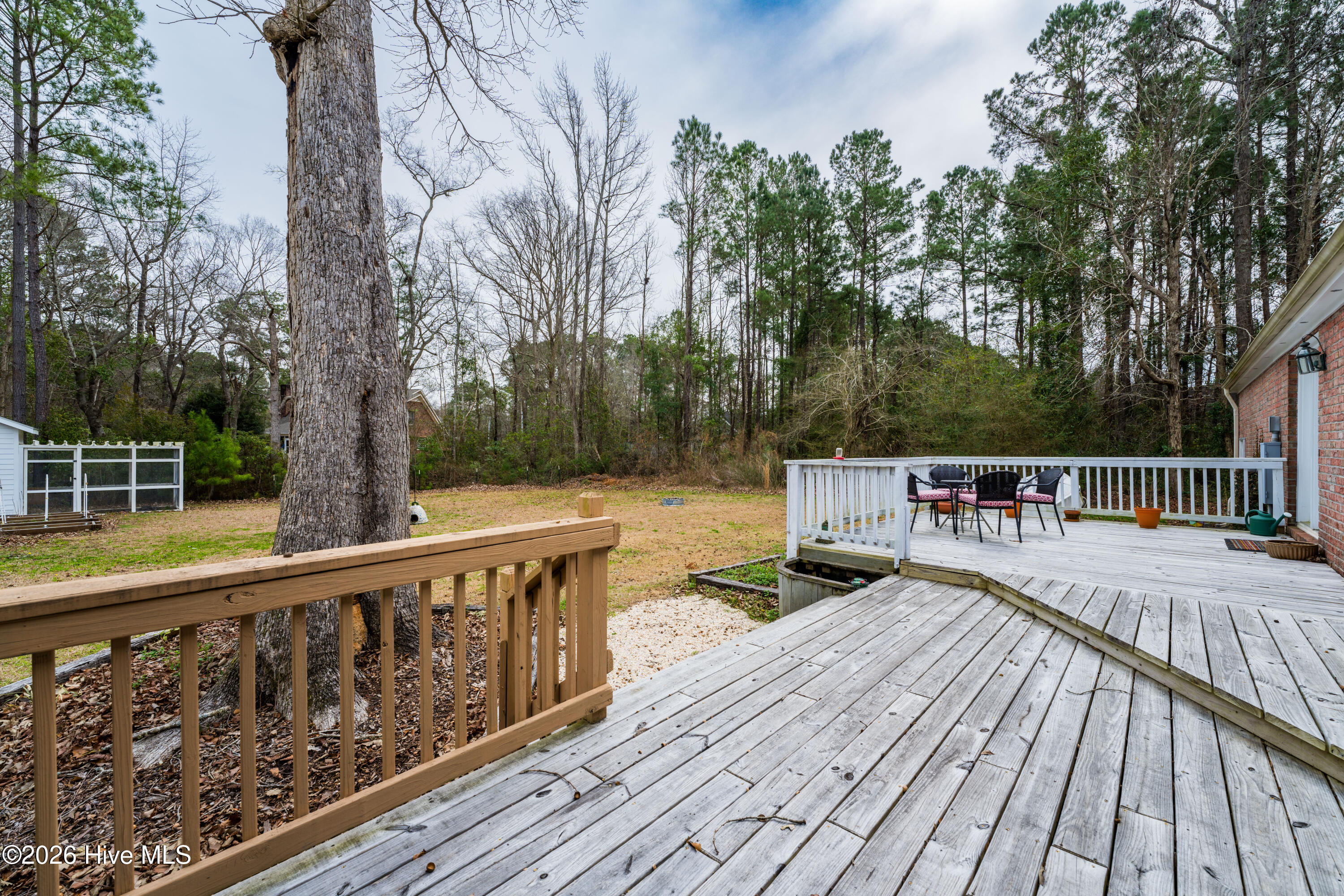 121 E Pointe Road Property Photo 31