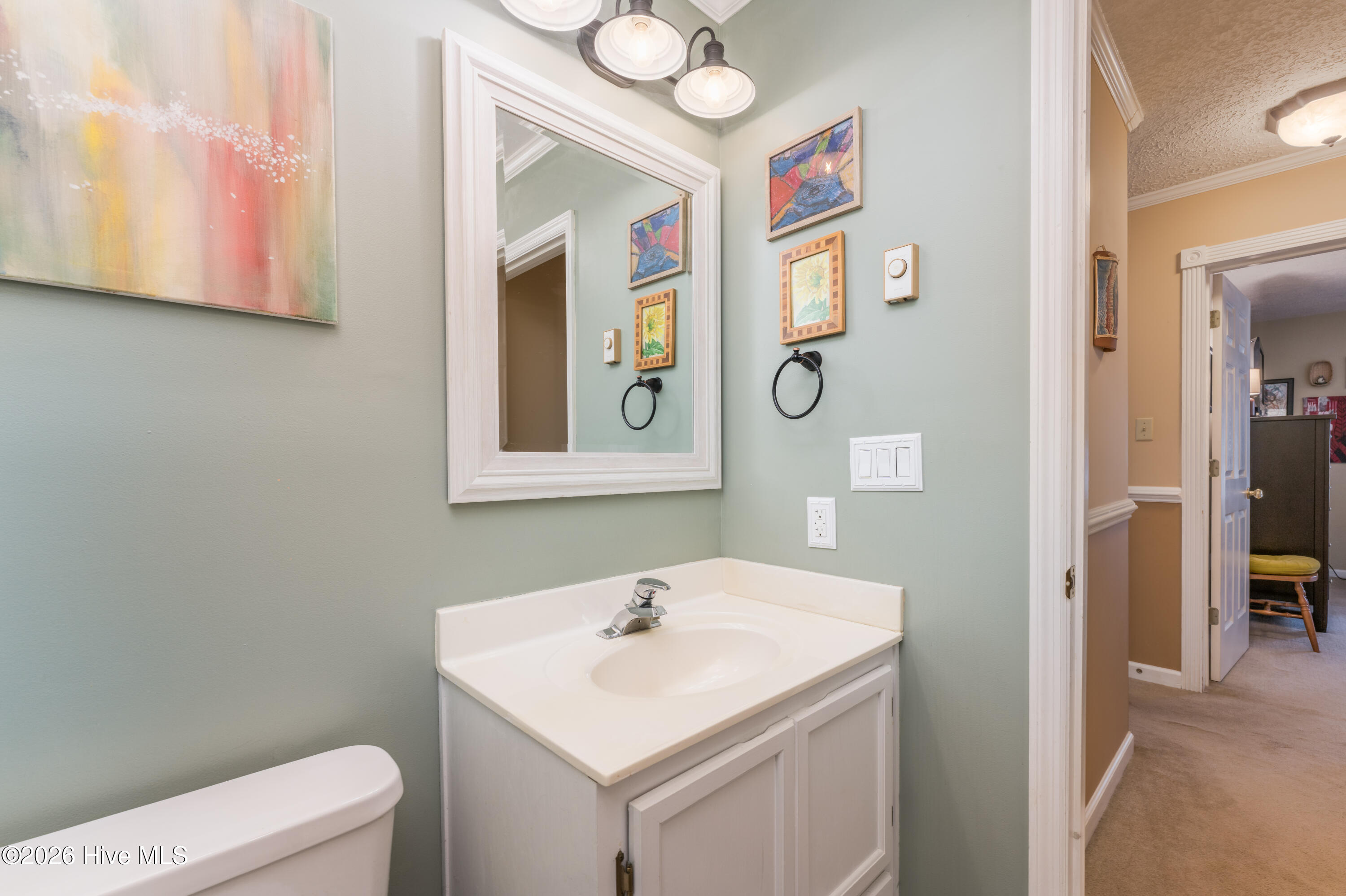 121 E Pointe Road Property Photo 32
