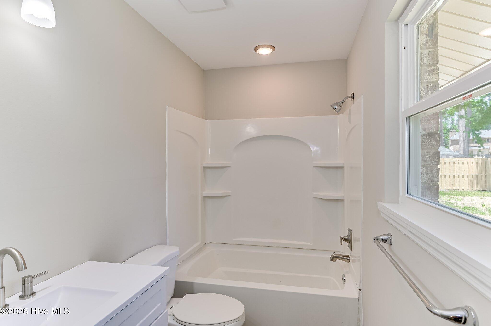 1326 Martinique Drive Property Photo 15