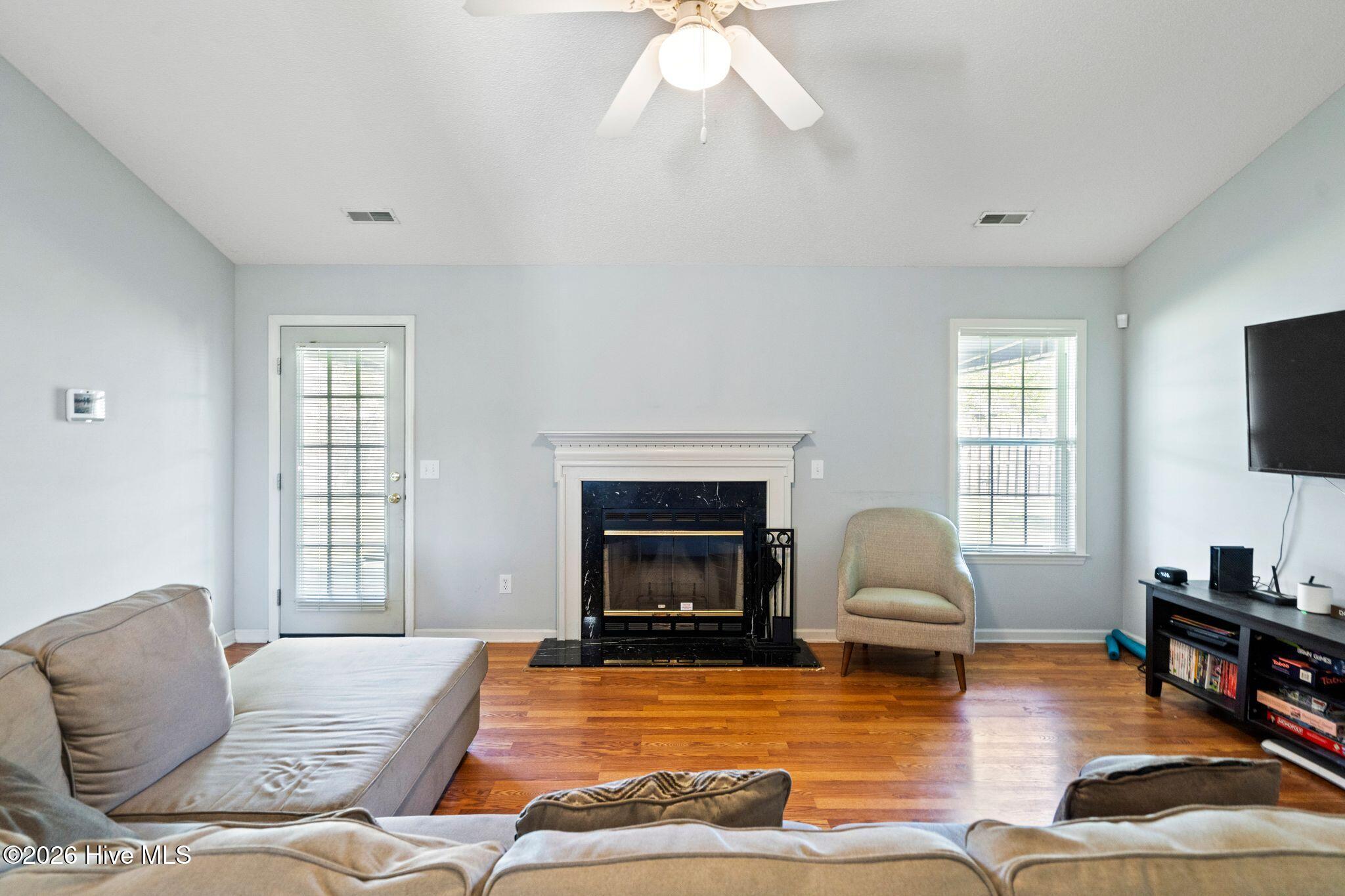 7323 Rabbit Hollow Drive Property Photo 8