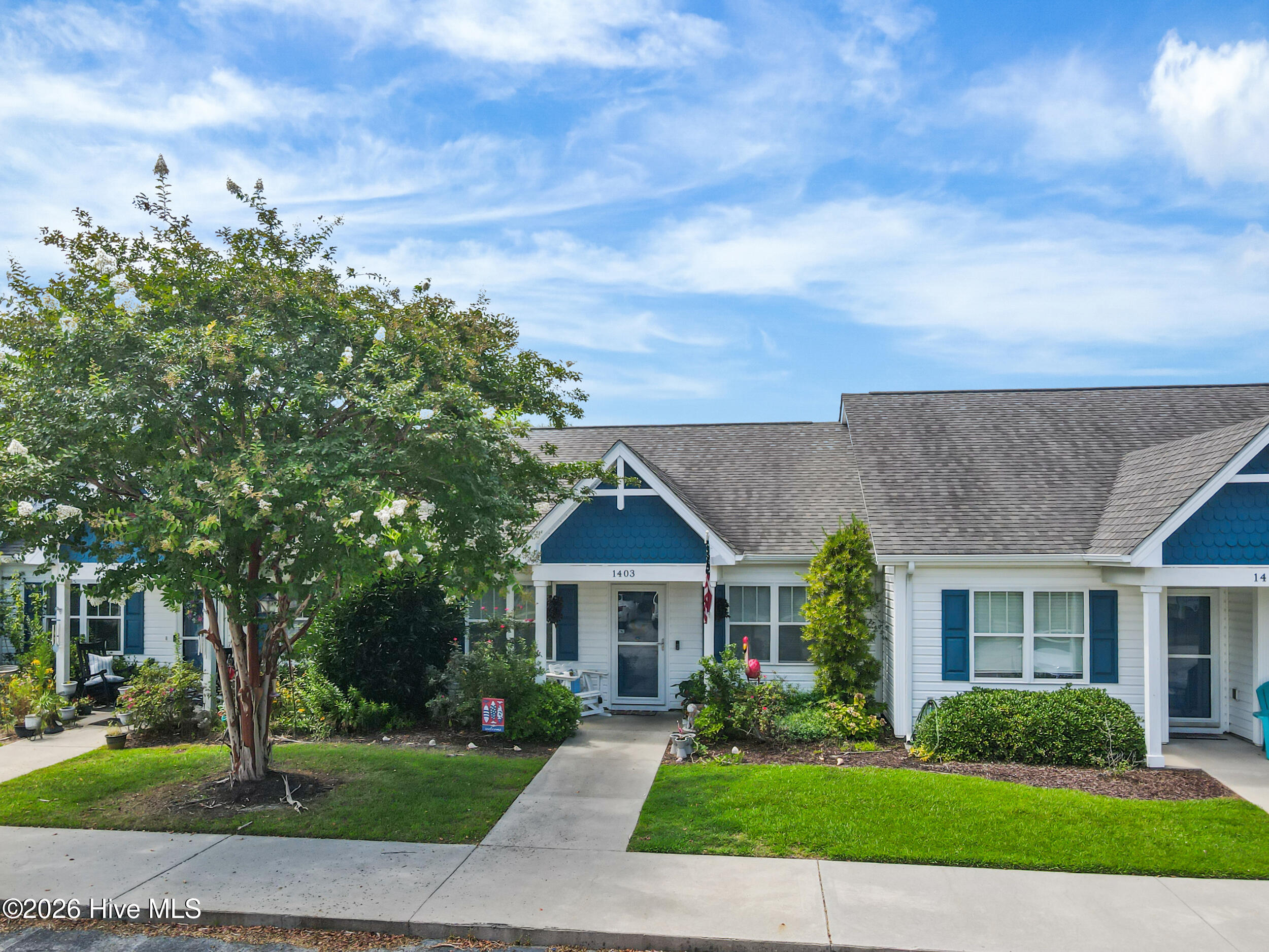 1403 Pirates Landing Drive Property Photo 2