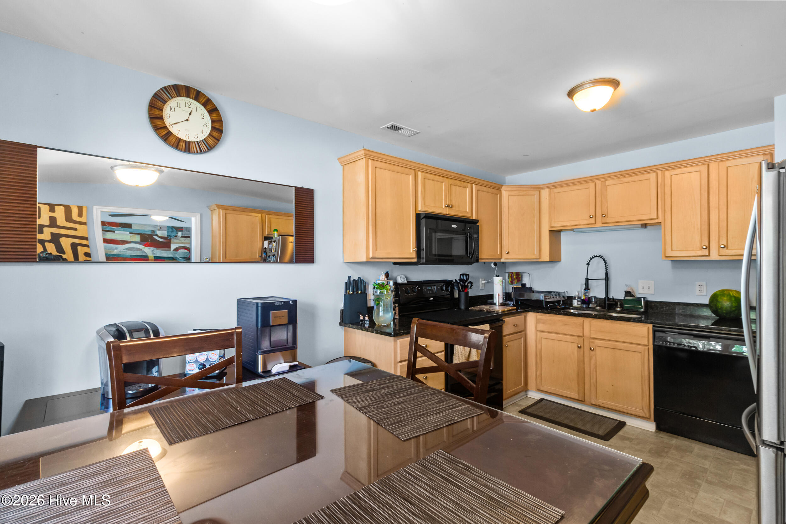 1403 Pirates Landing Drive Property Photo 6