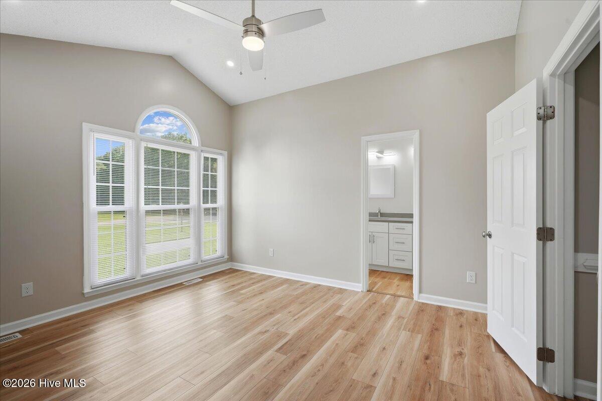 118 Murphy Drive Property Photo 8