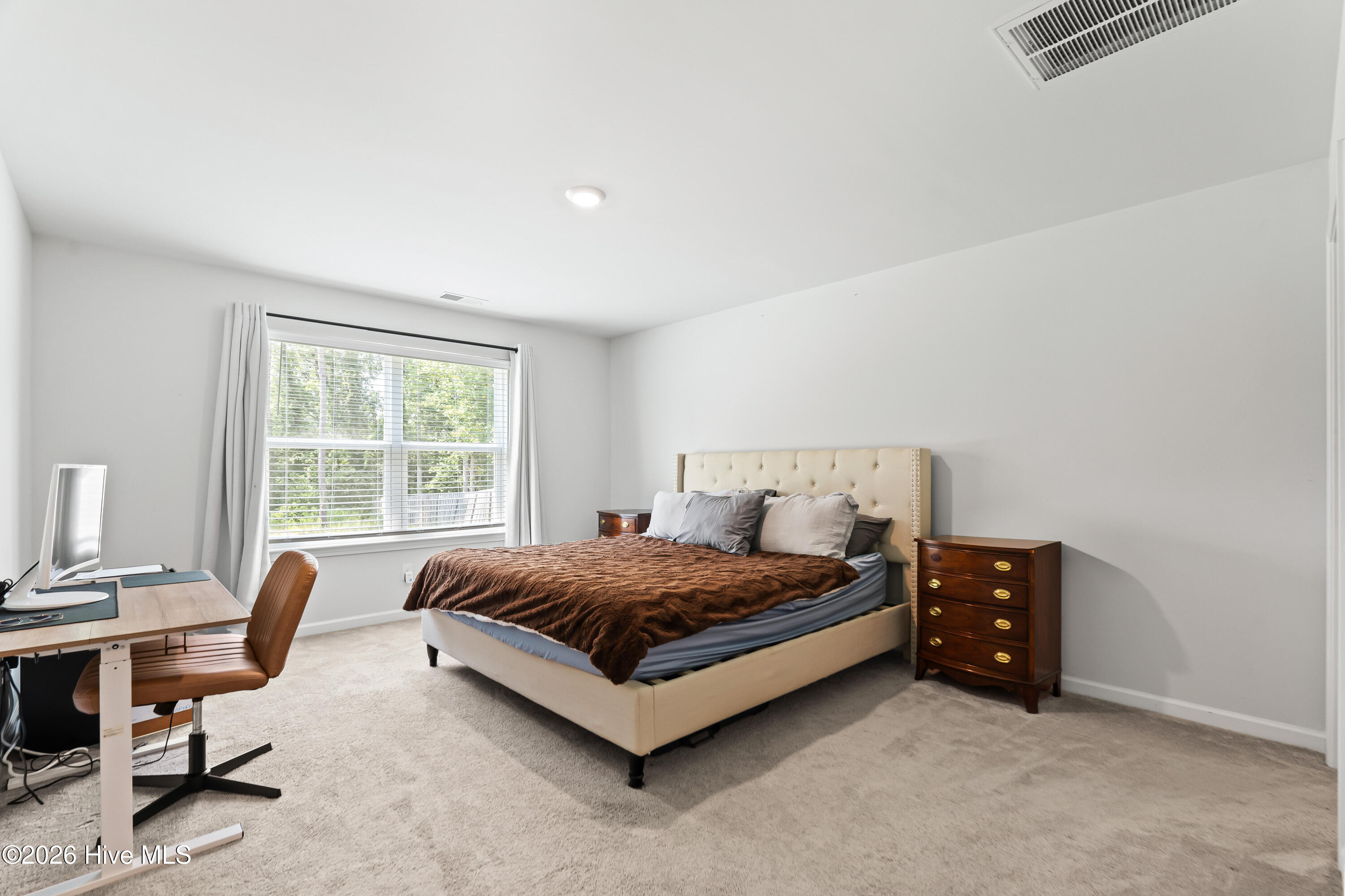 19 Evian Court Property Photo 18