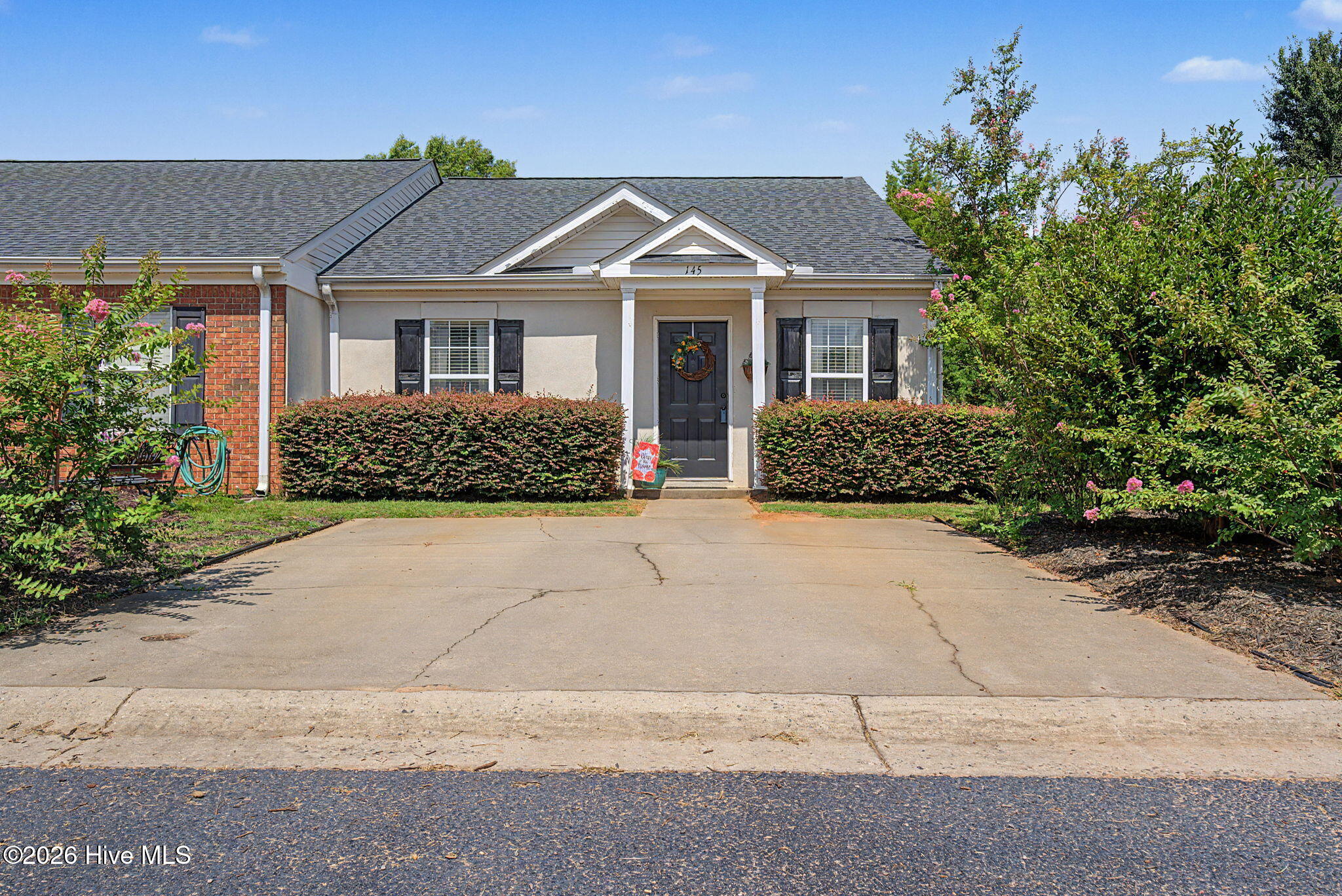 145 Sunview Drive Property Photo 1