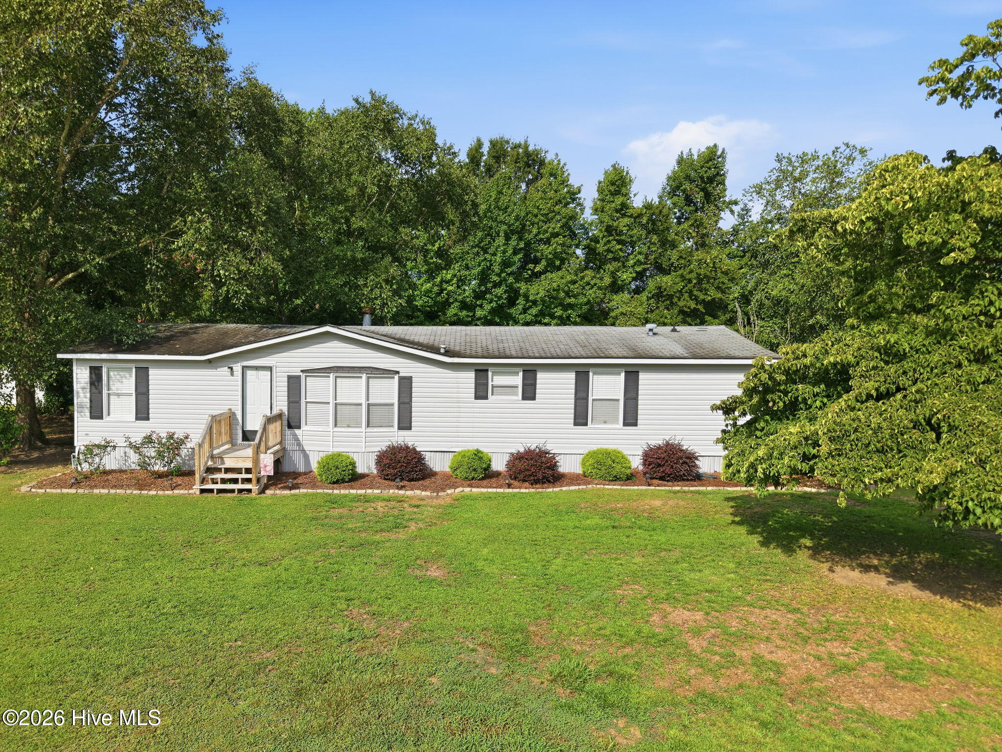284 Curtis Street Property Photo 4