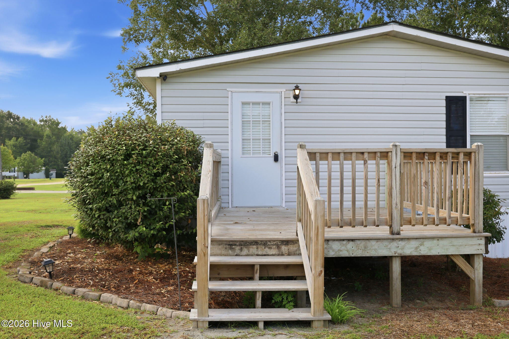 284 Curtis Street Property Photo 6