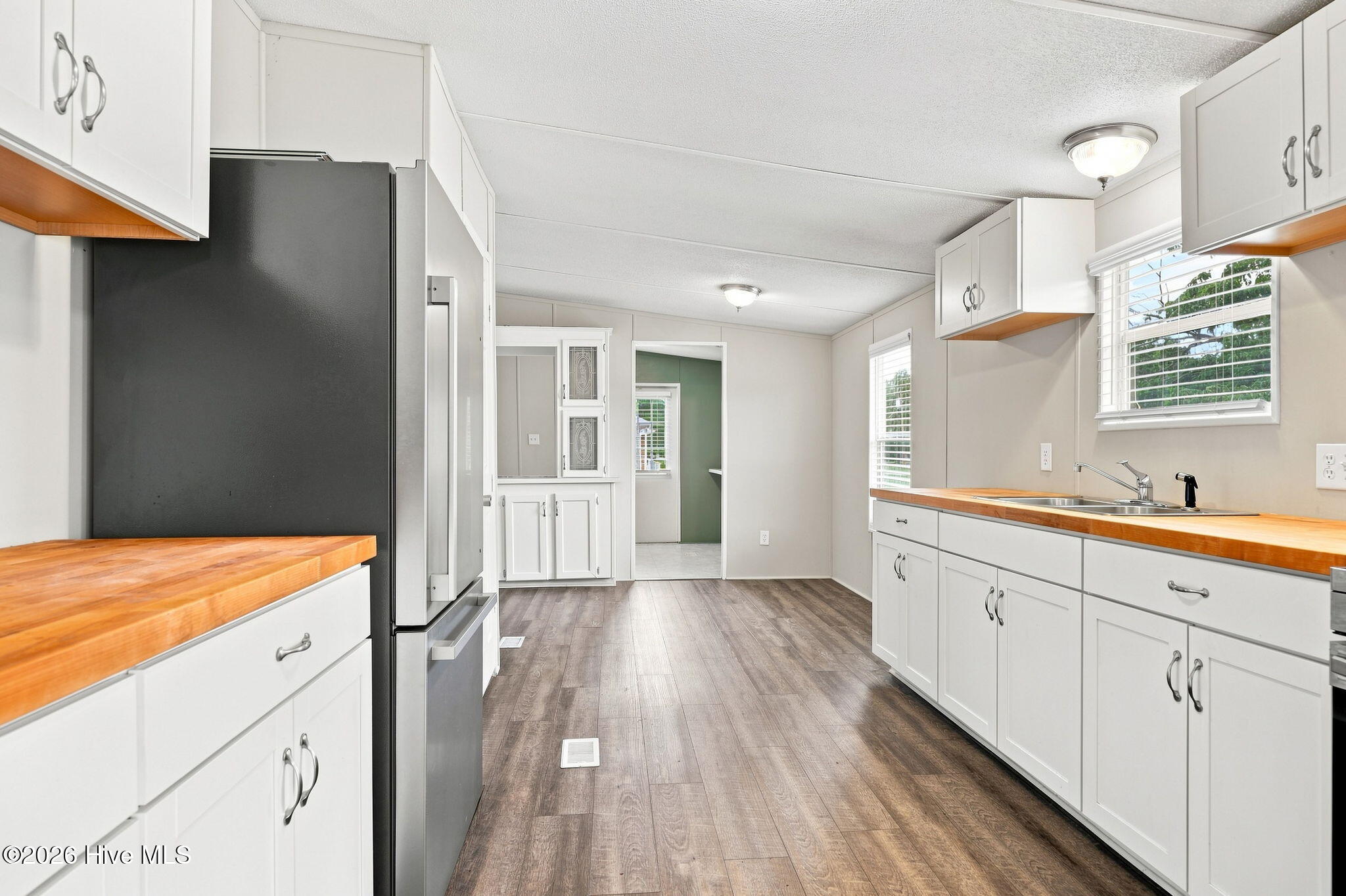 284 Curtis Street Property Photo 25