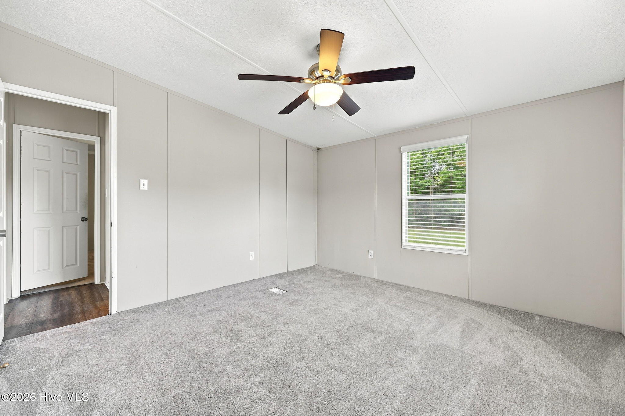 284 Curtis Street Property Photo 43