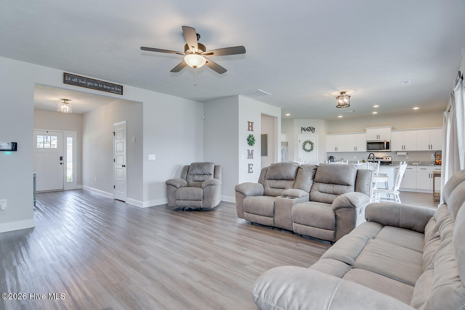 706 Sweetgrass Circle Property Photo 7